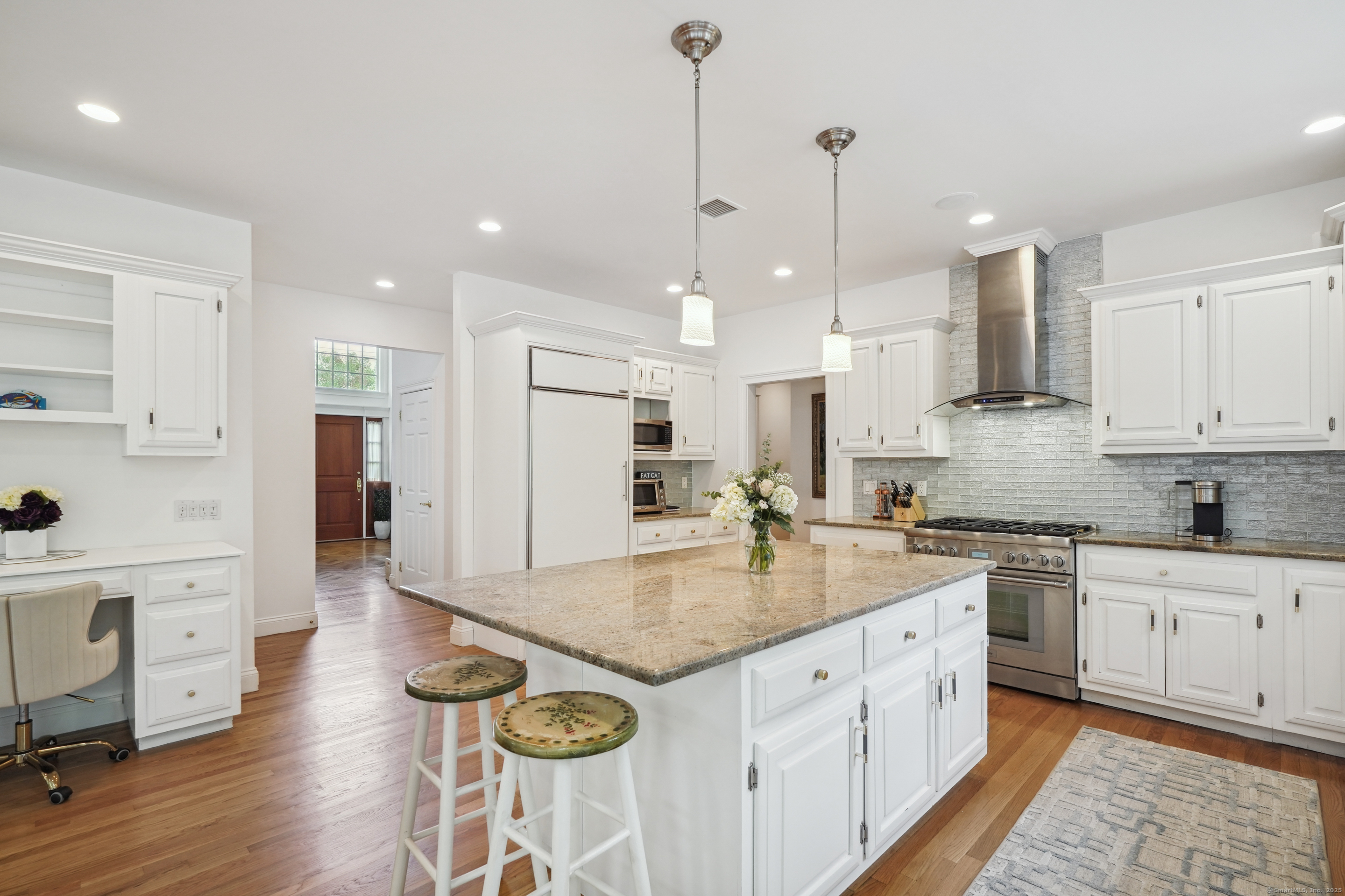222 Roxbury Road