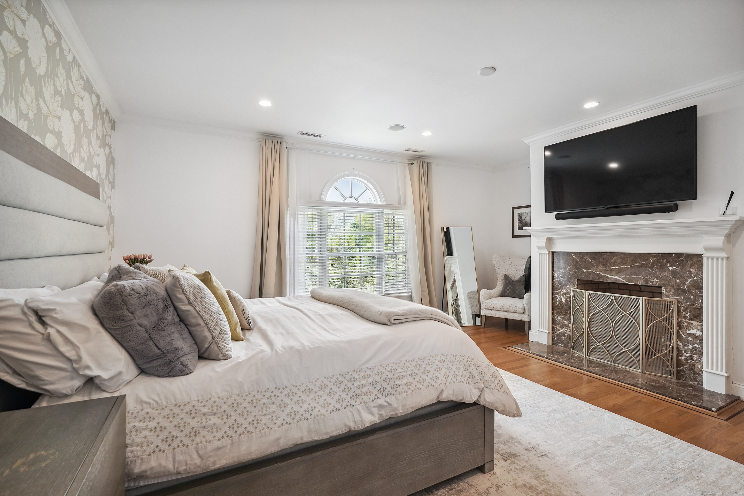222 Roxbury Road
