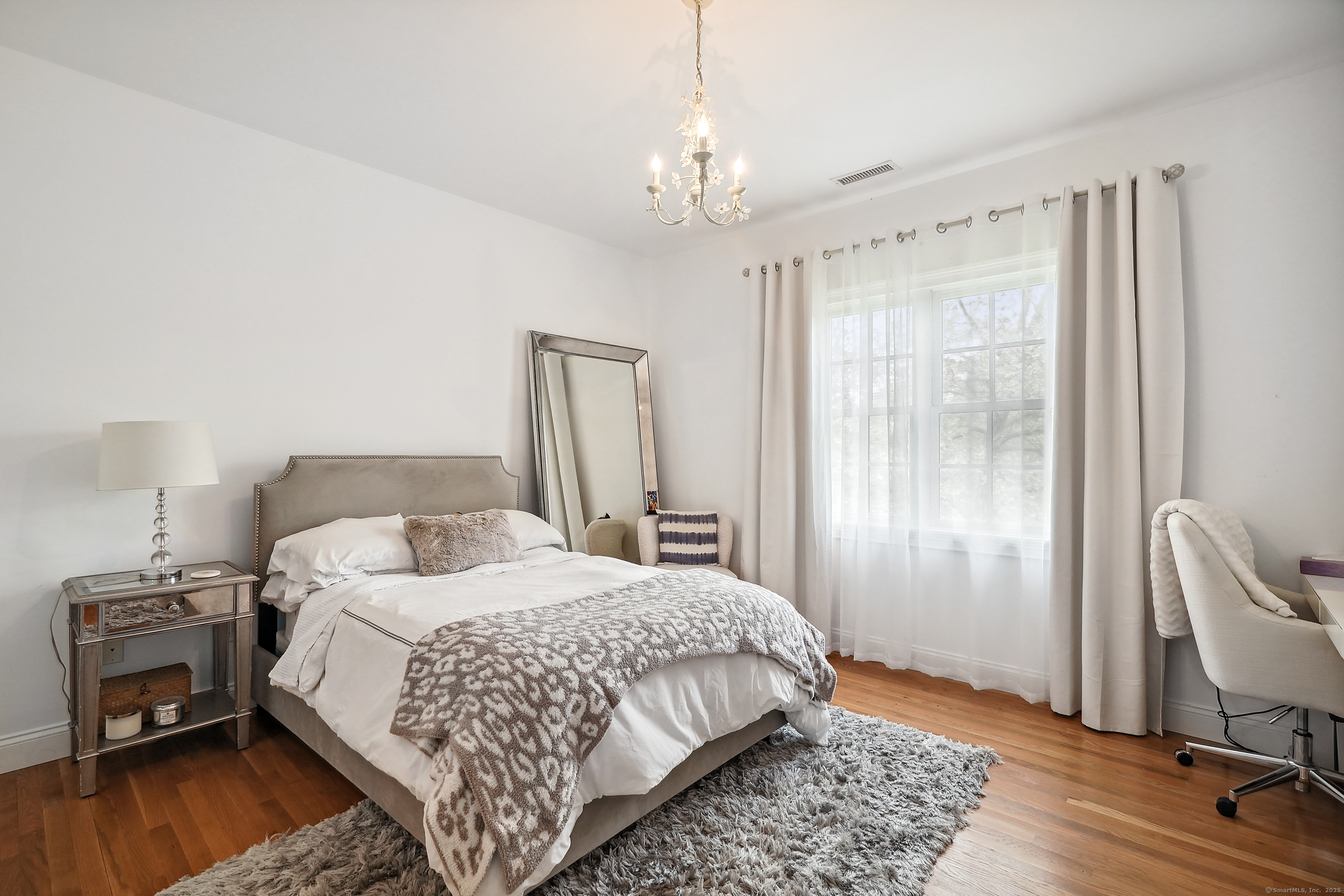 222 Roxbury Road