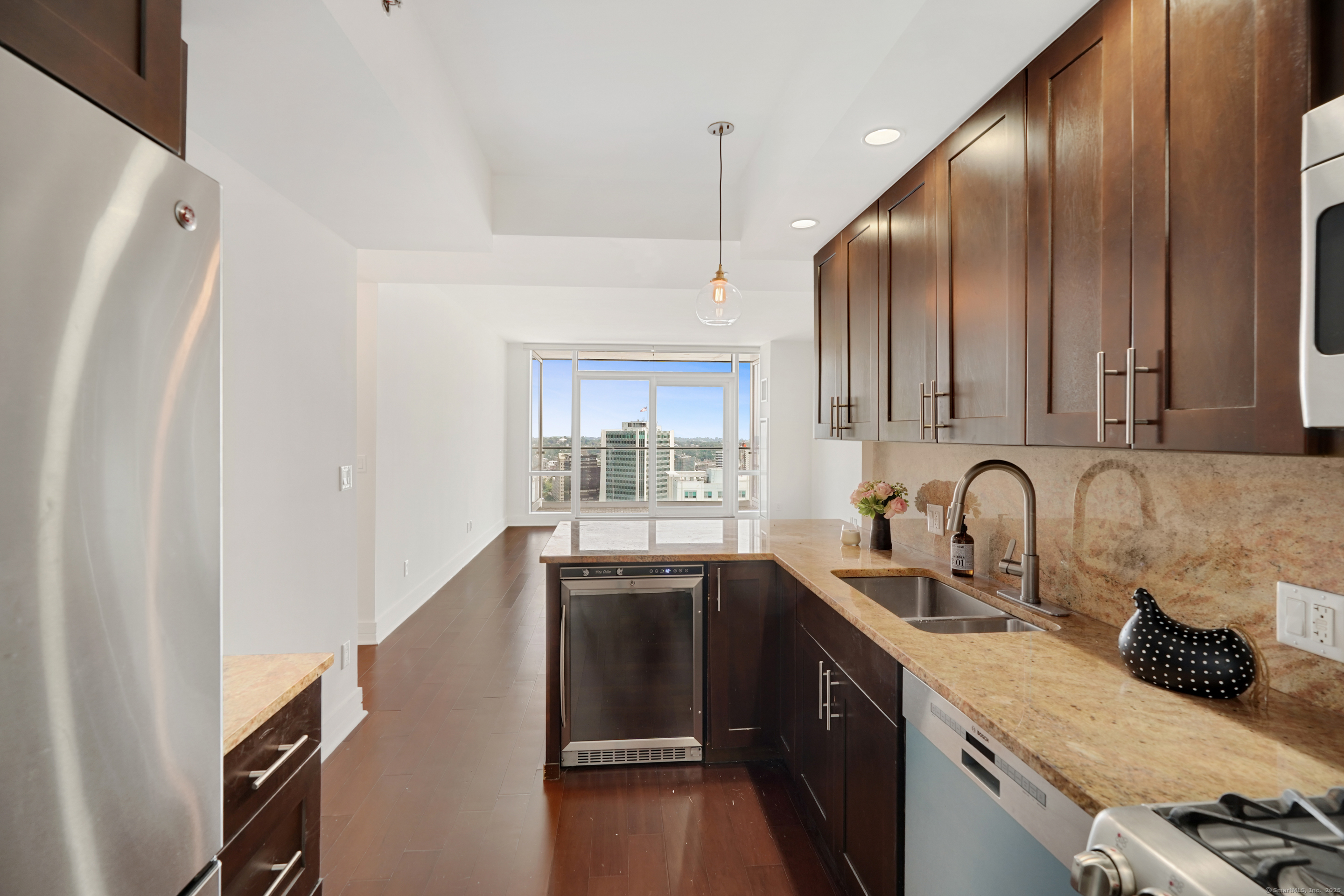 1 Broad Street PH27E