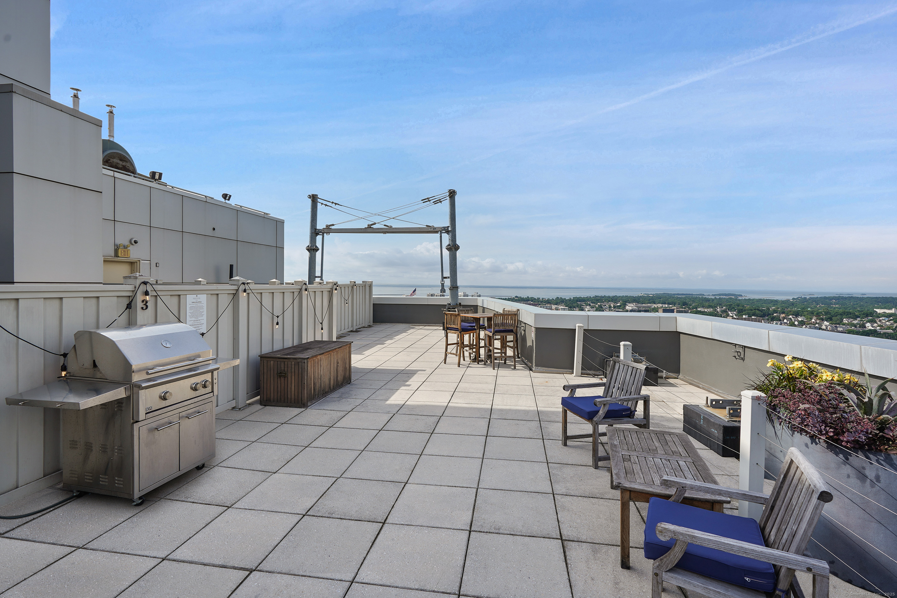 1 Broad Street PH27E
