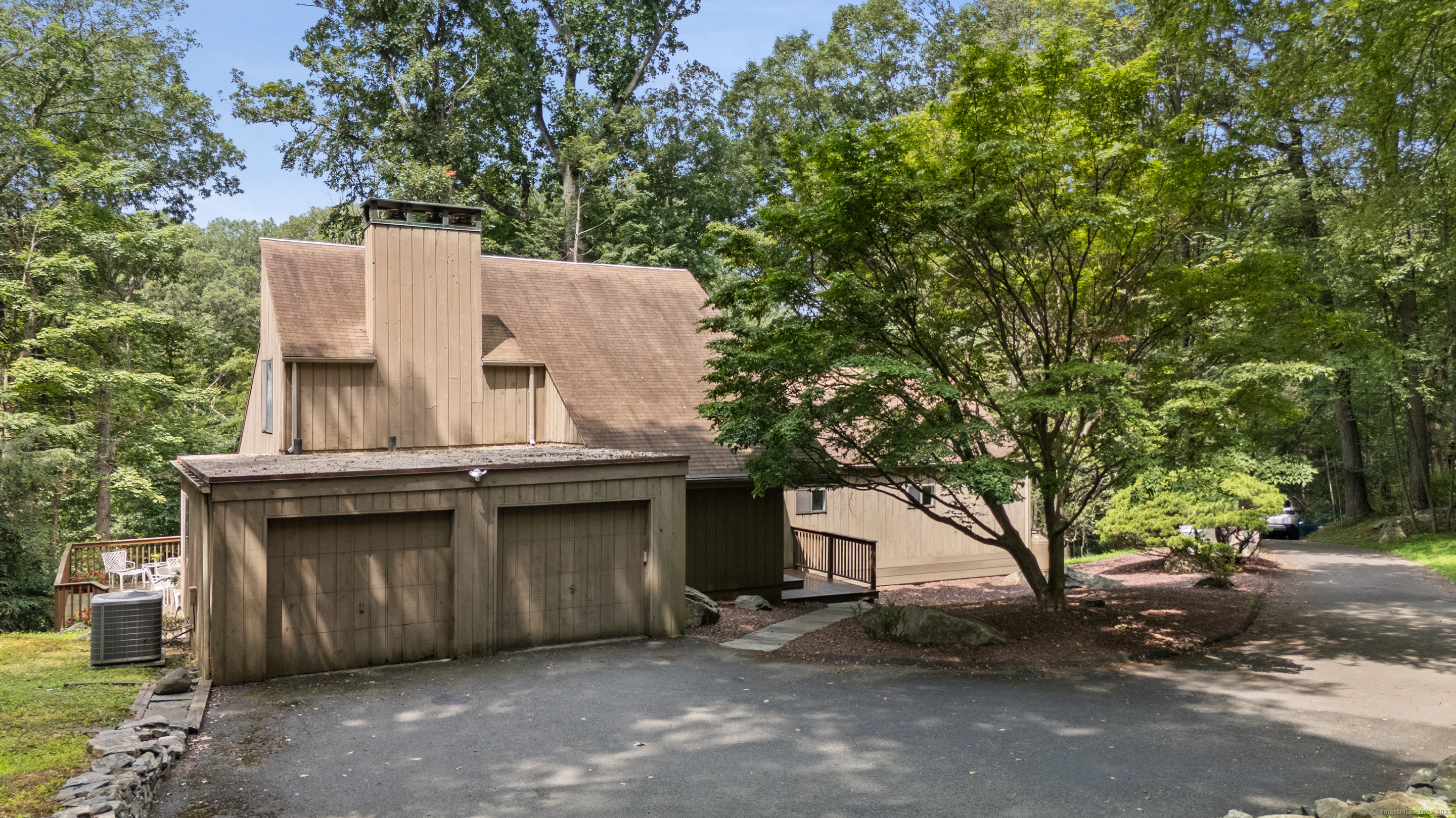1016 Rock Rimmon Road
