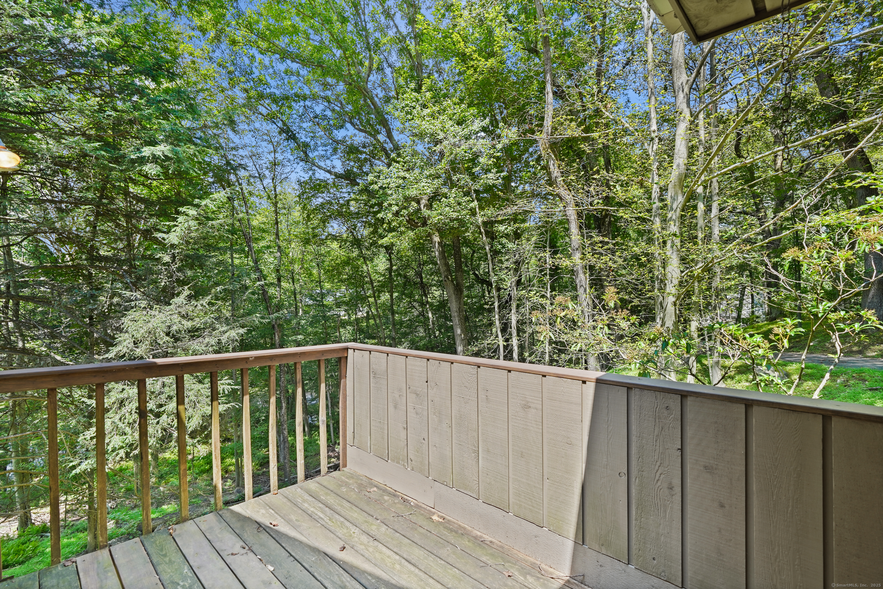1016 Rock Rimmon Road