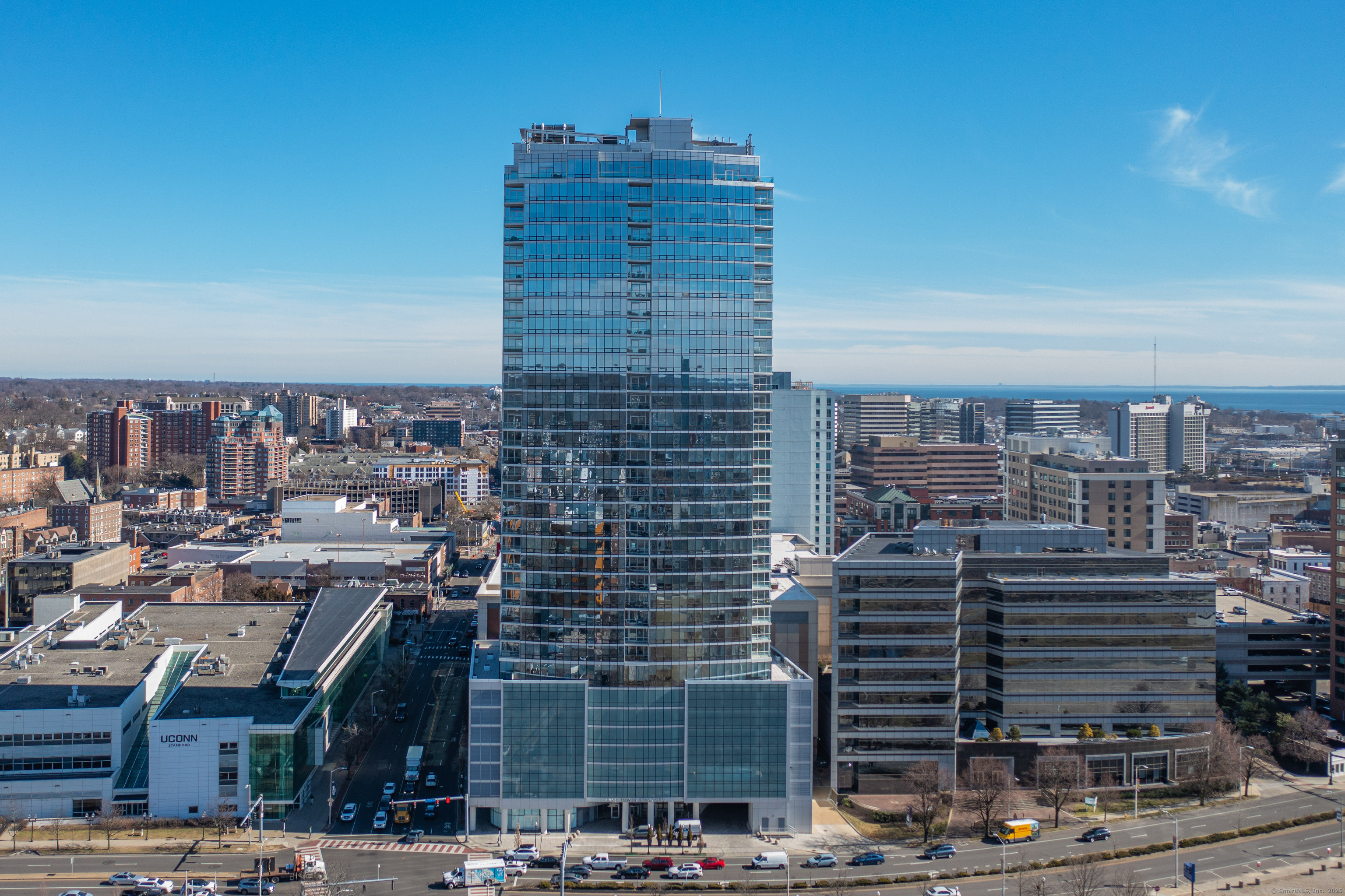 1 Broad Street 17G