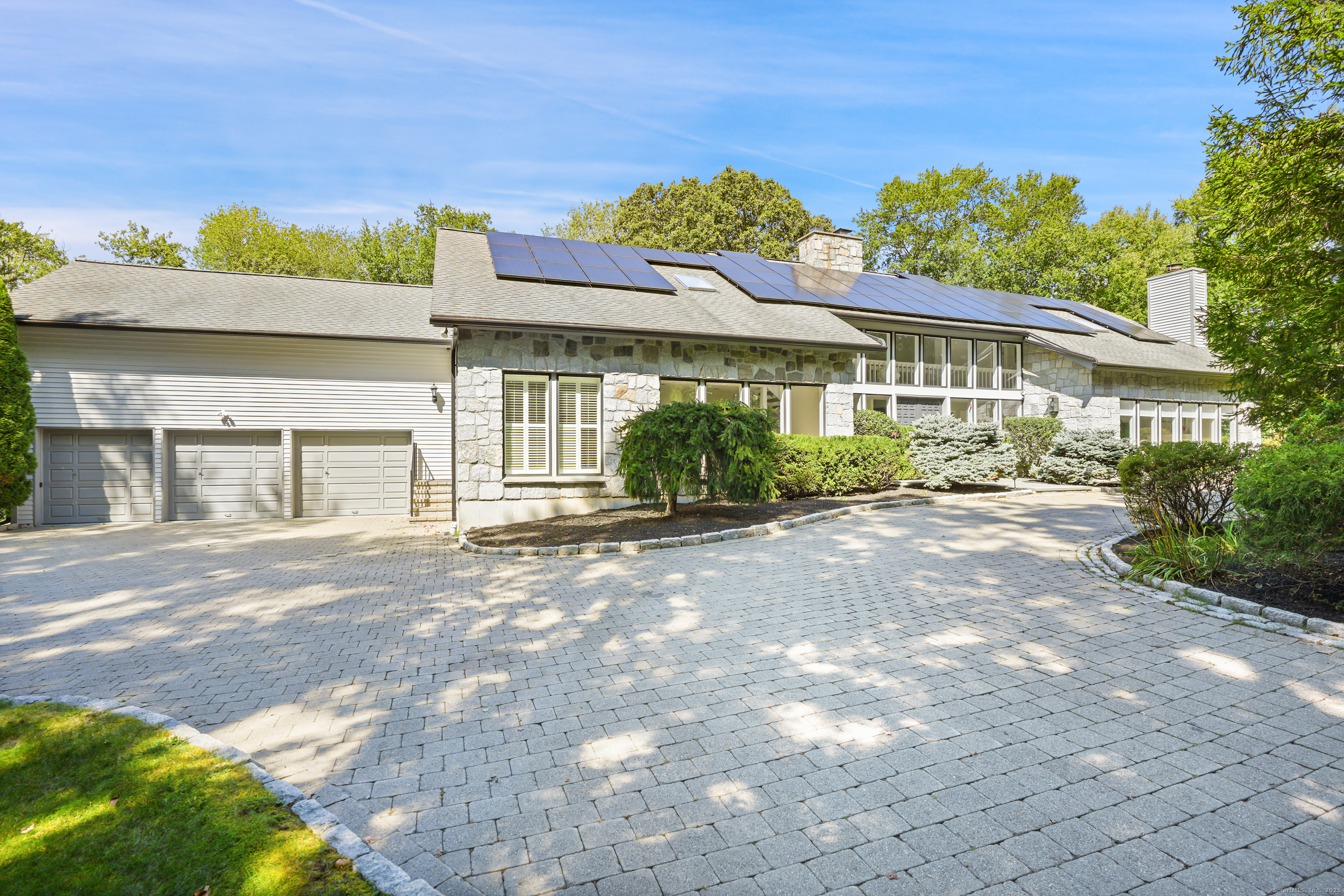 71 North Lake Drive