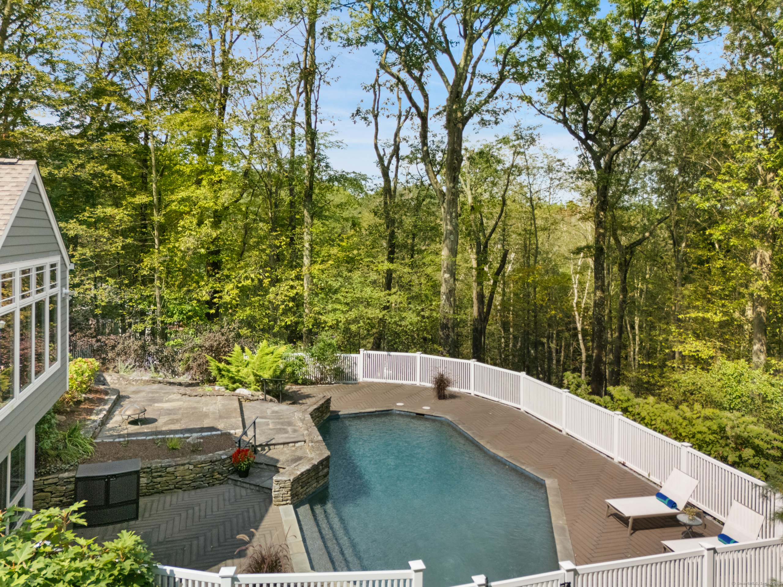 81 Fox Ridge Road