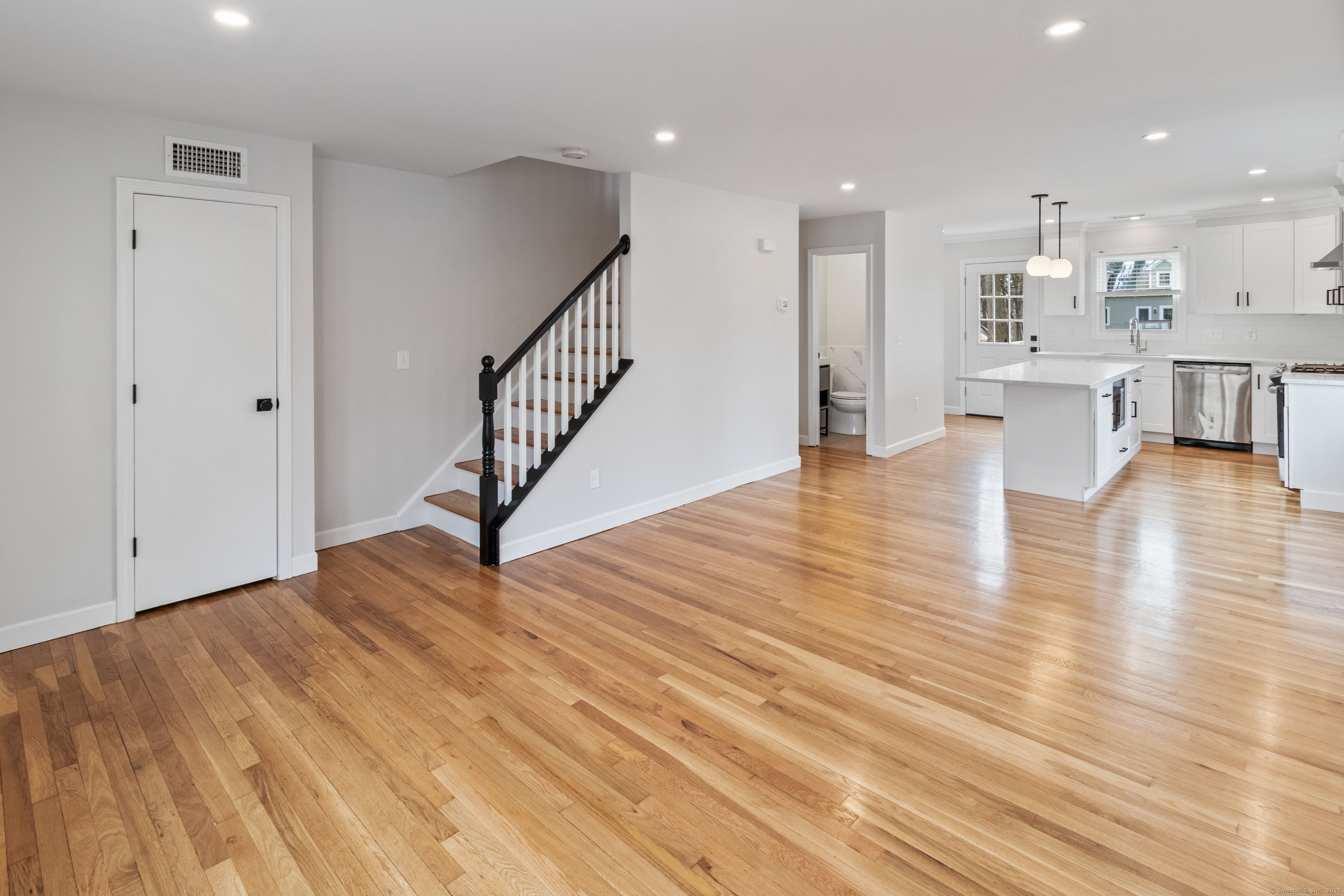 59 Clinton Avenue B
