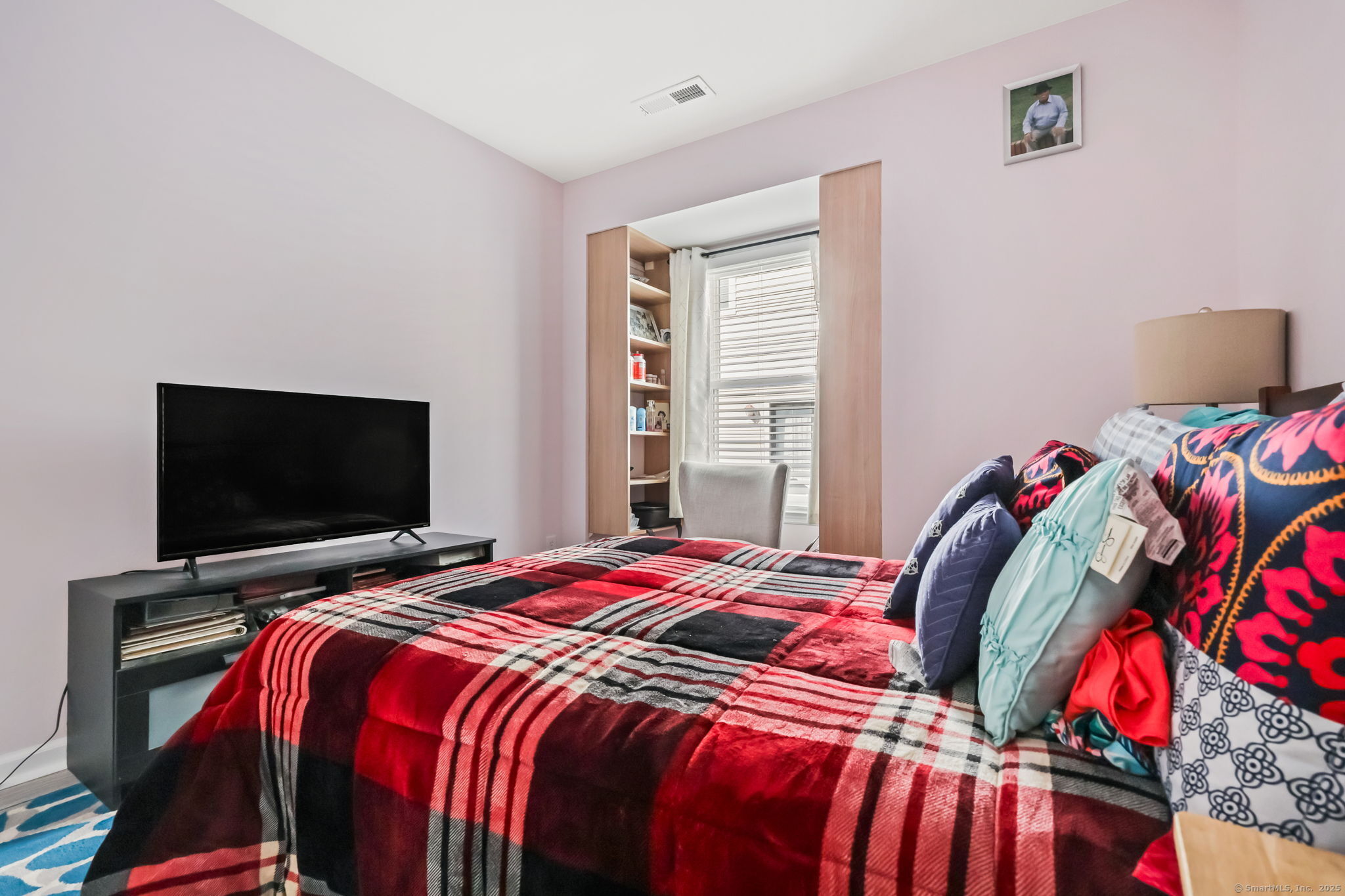 95 Columbus Place APT 6