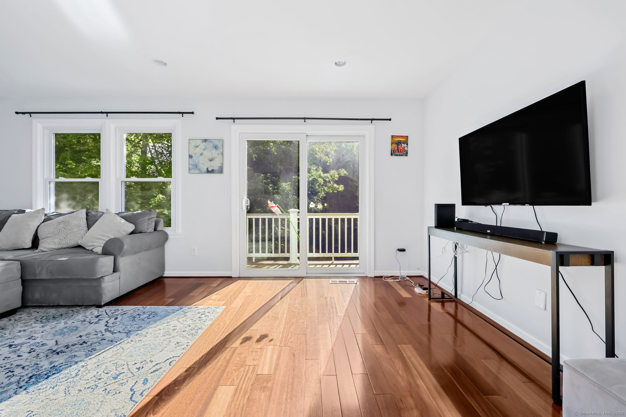 95 Columbus Place APT 6