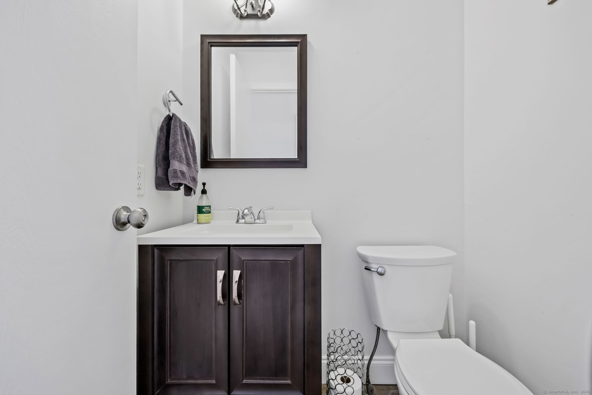 95 Columbus Place APT 6