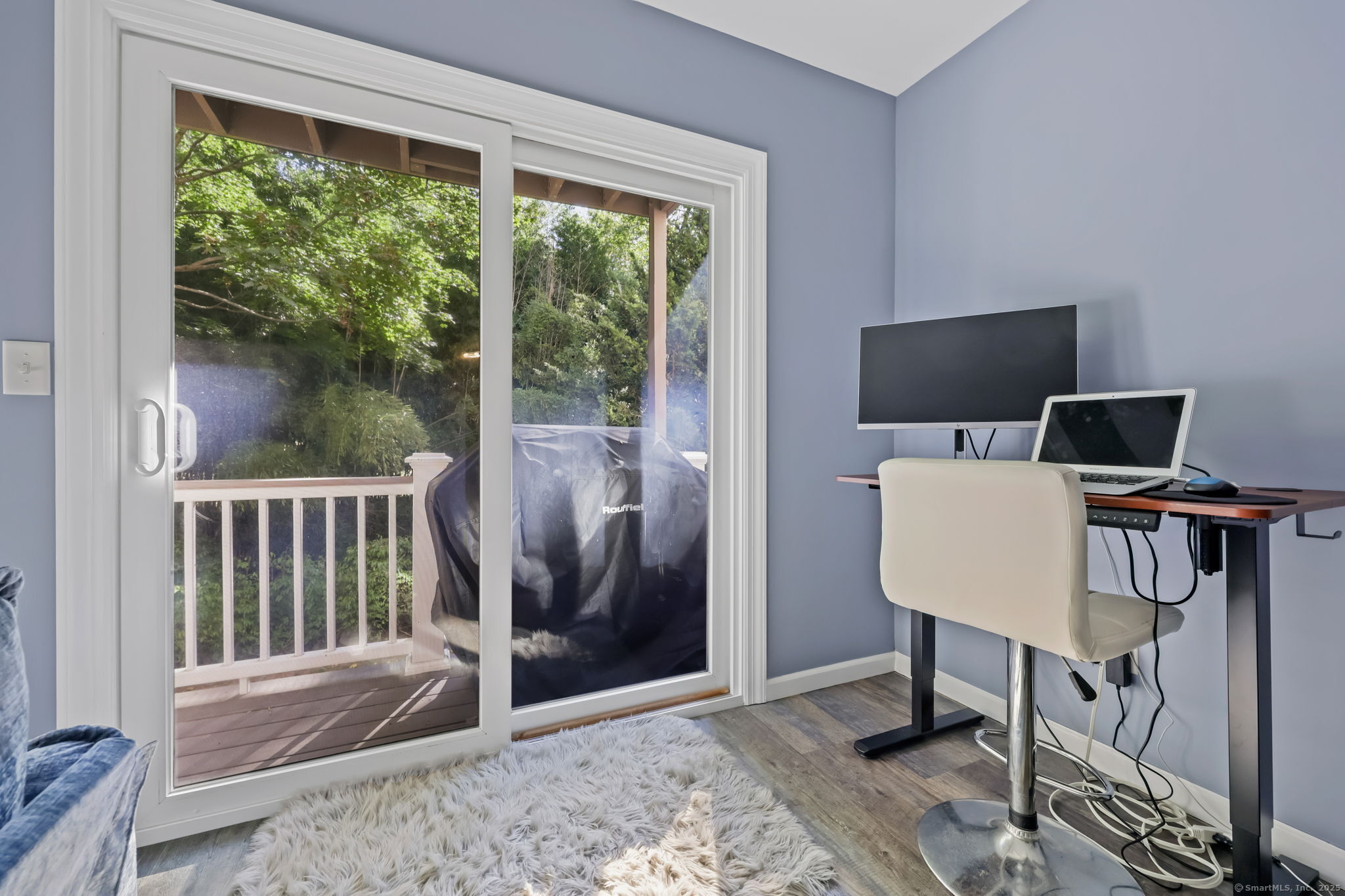 95 Columbus Place APT 6