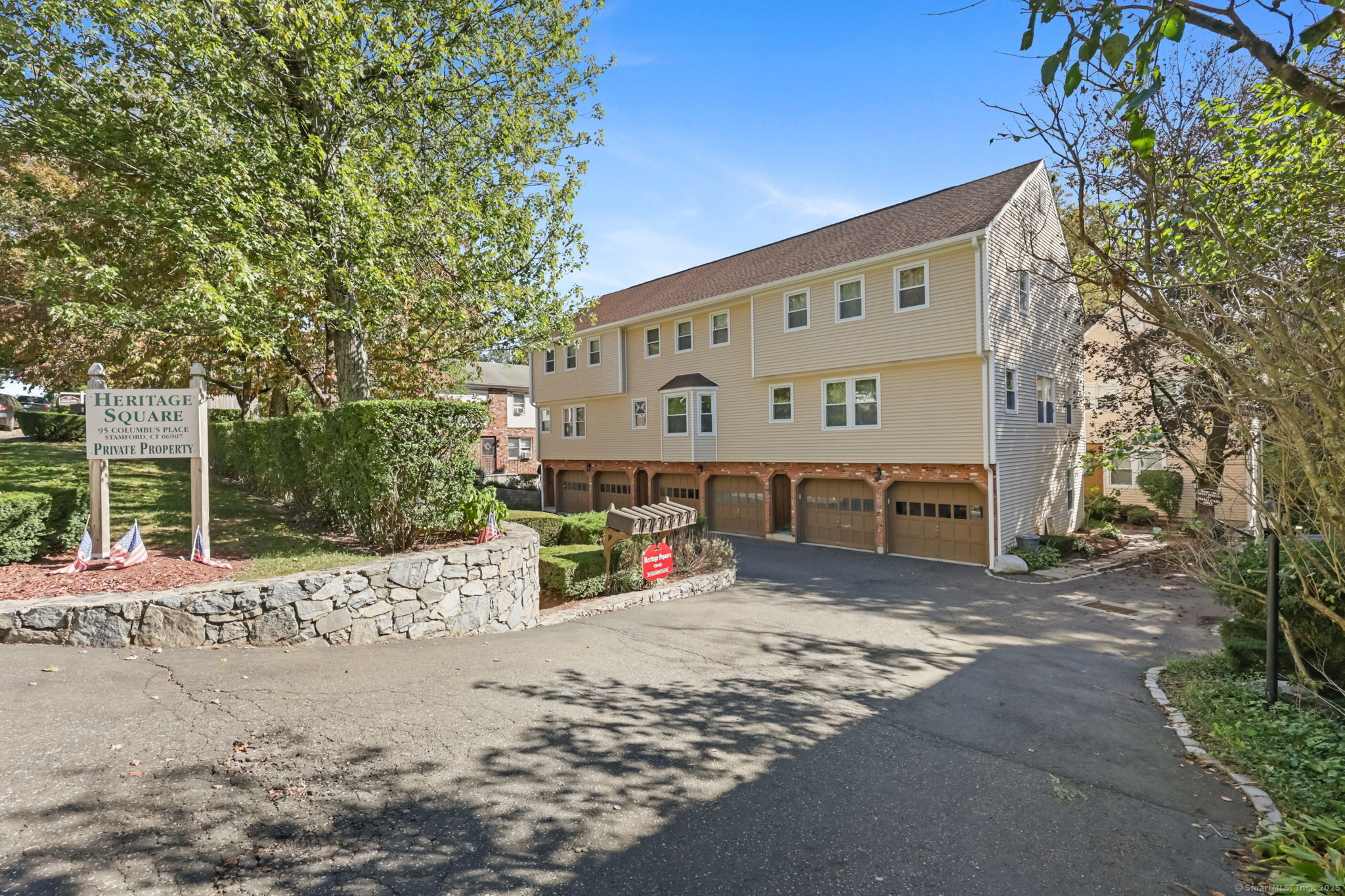 95 Columbus Place APT 6