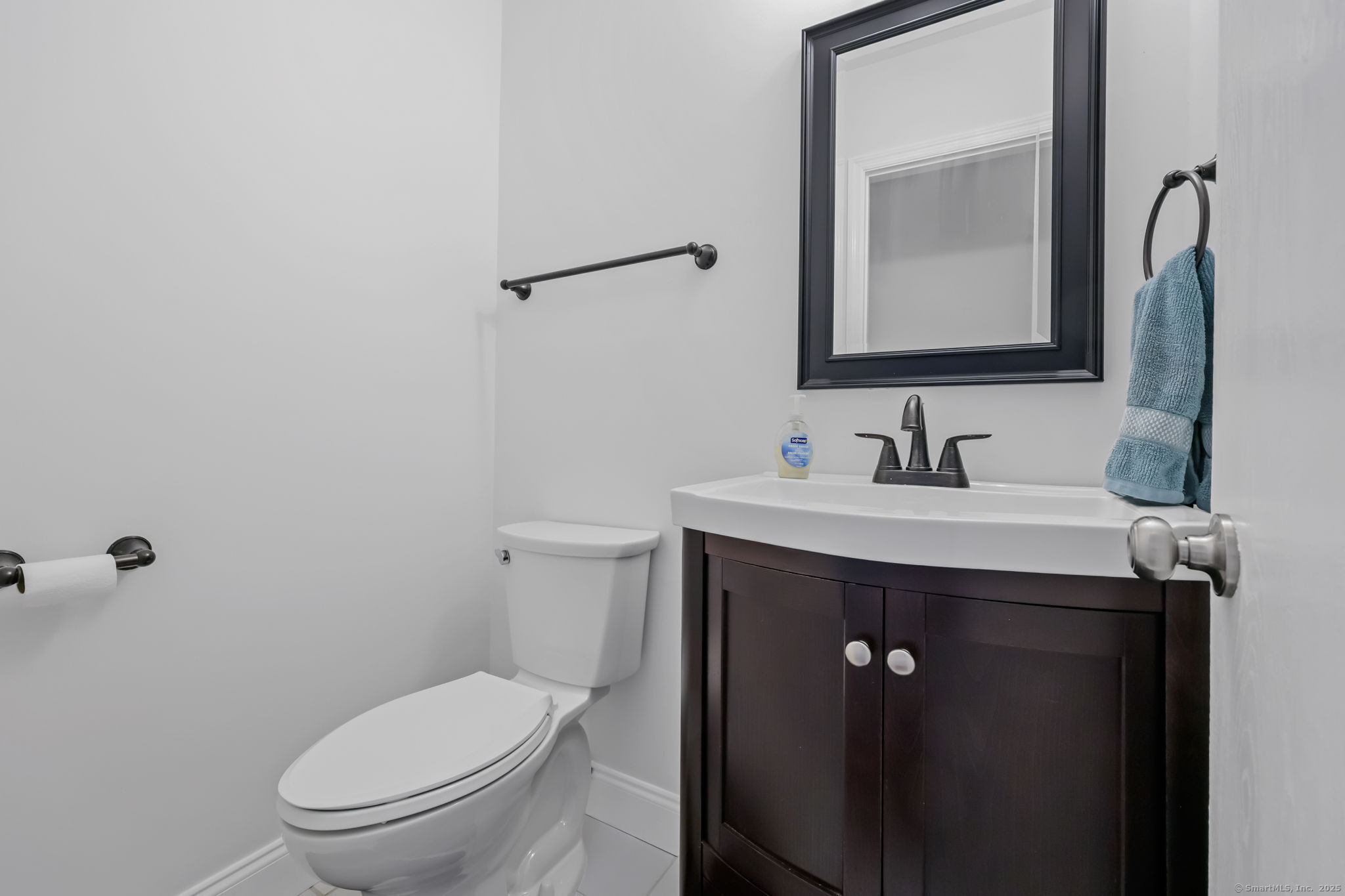 95 Columbus Place APT 6