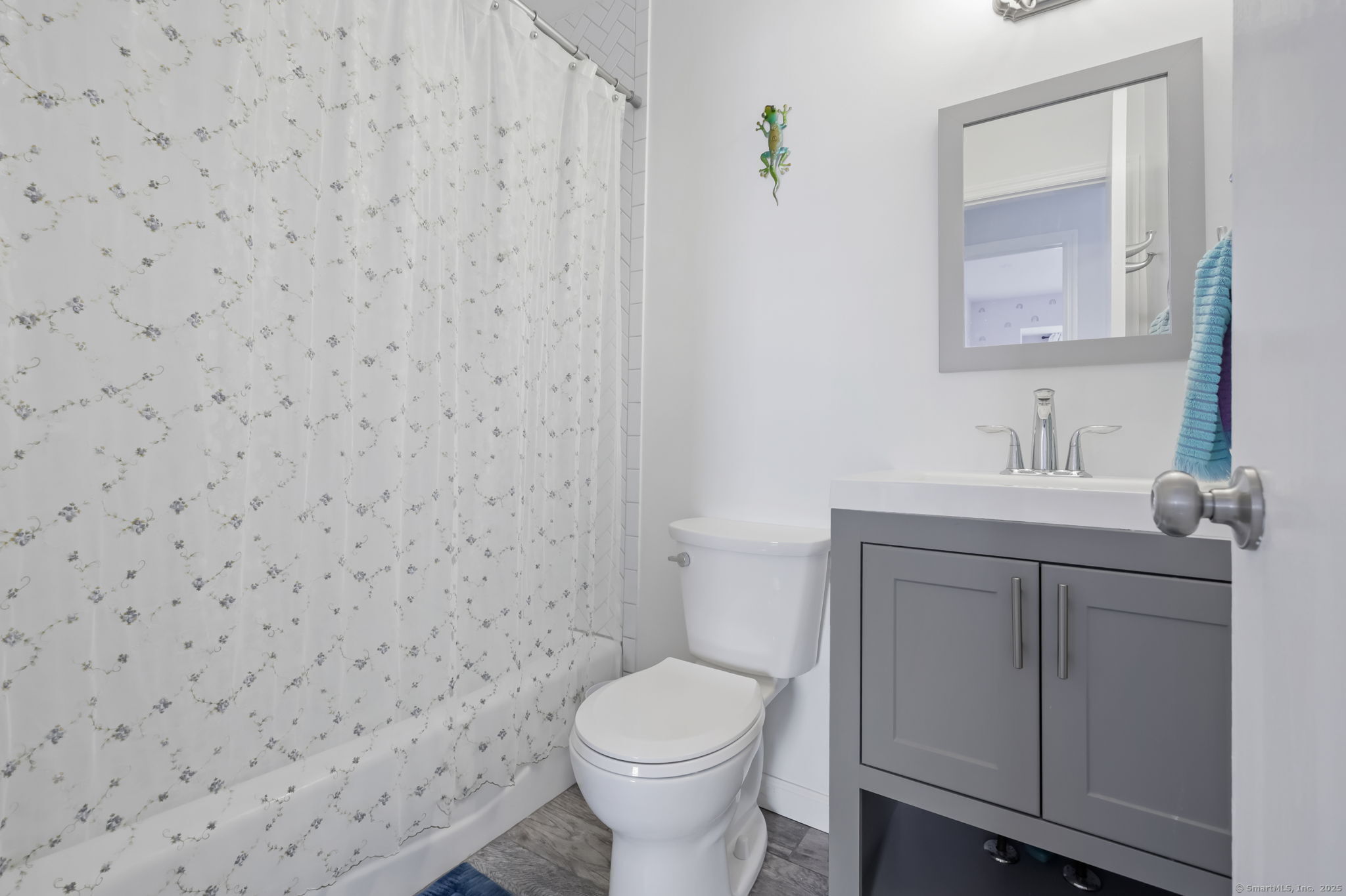 95 Columbus Place APT 6