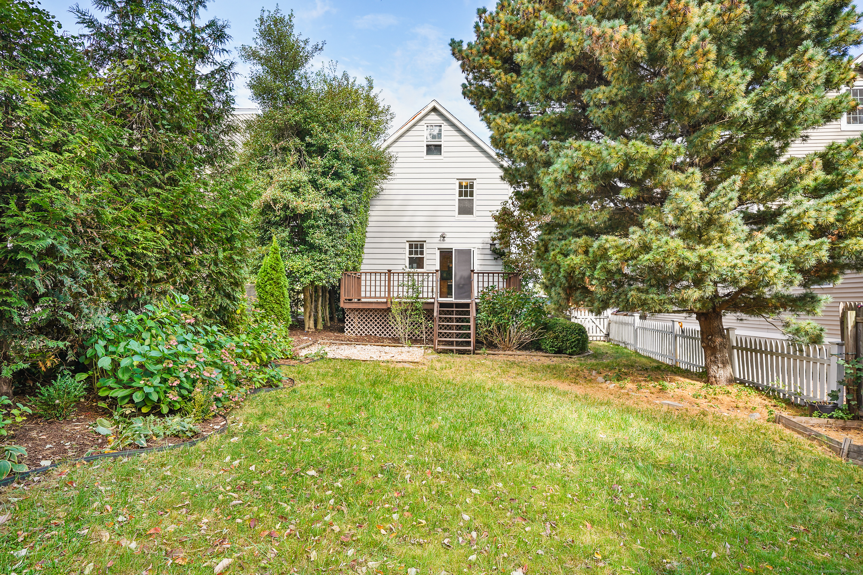 15 Mathews Street