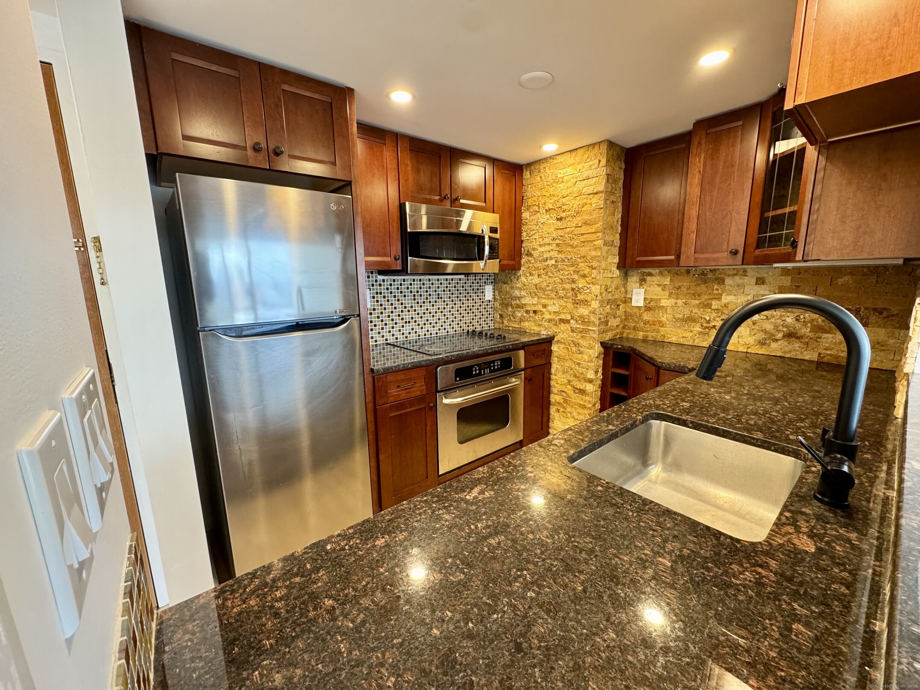 127 Greyrock Place APT 1409