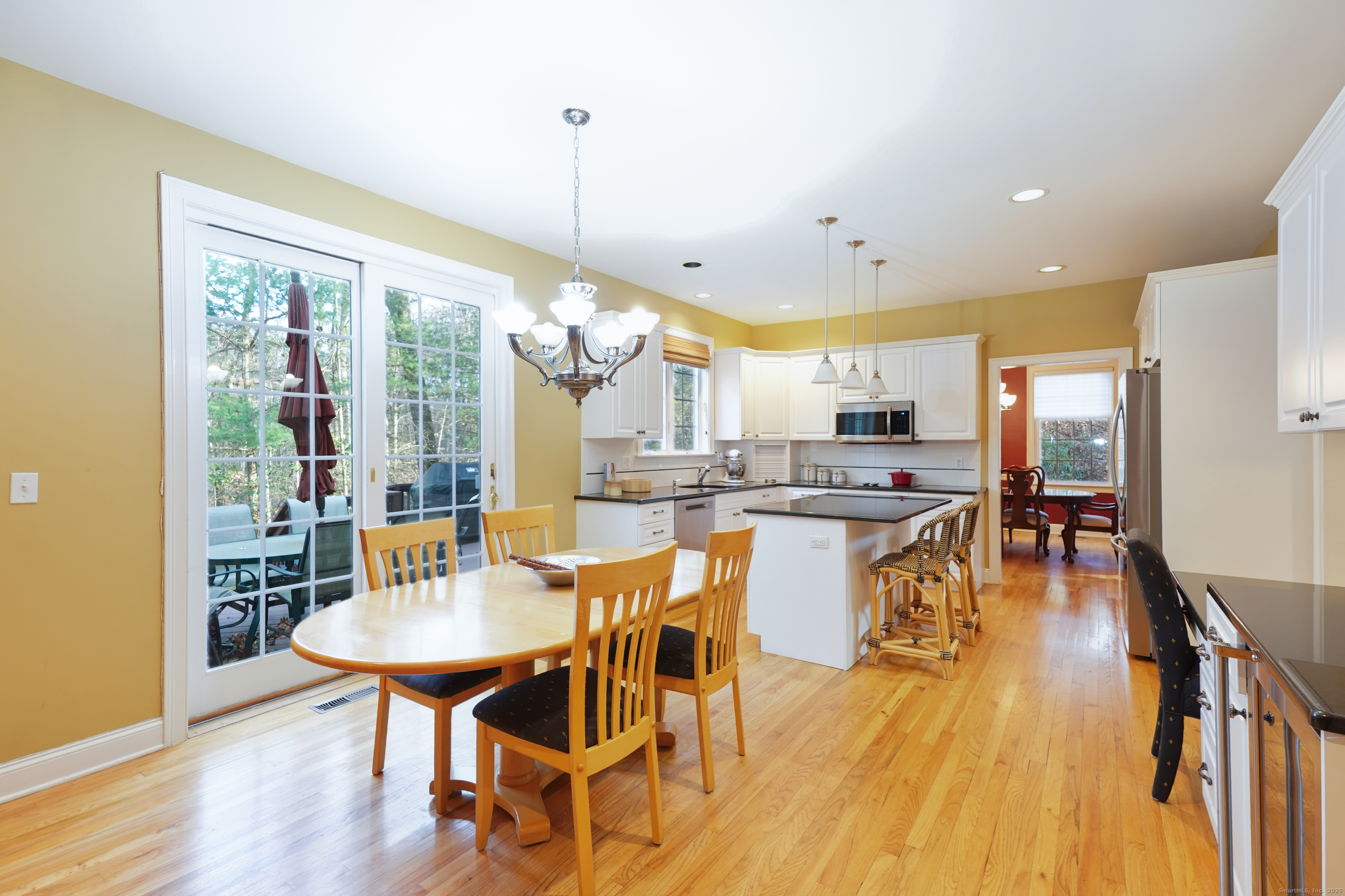 77 Fox Glen Drive