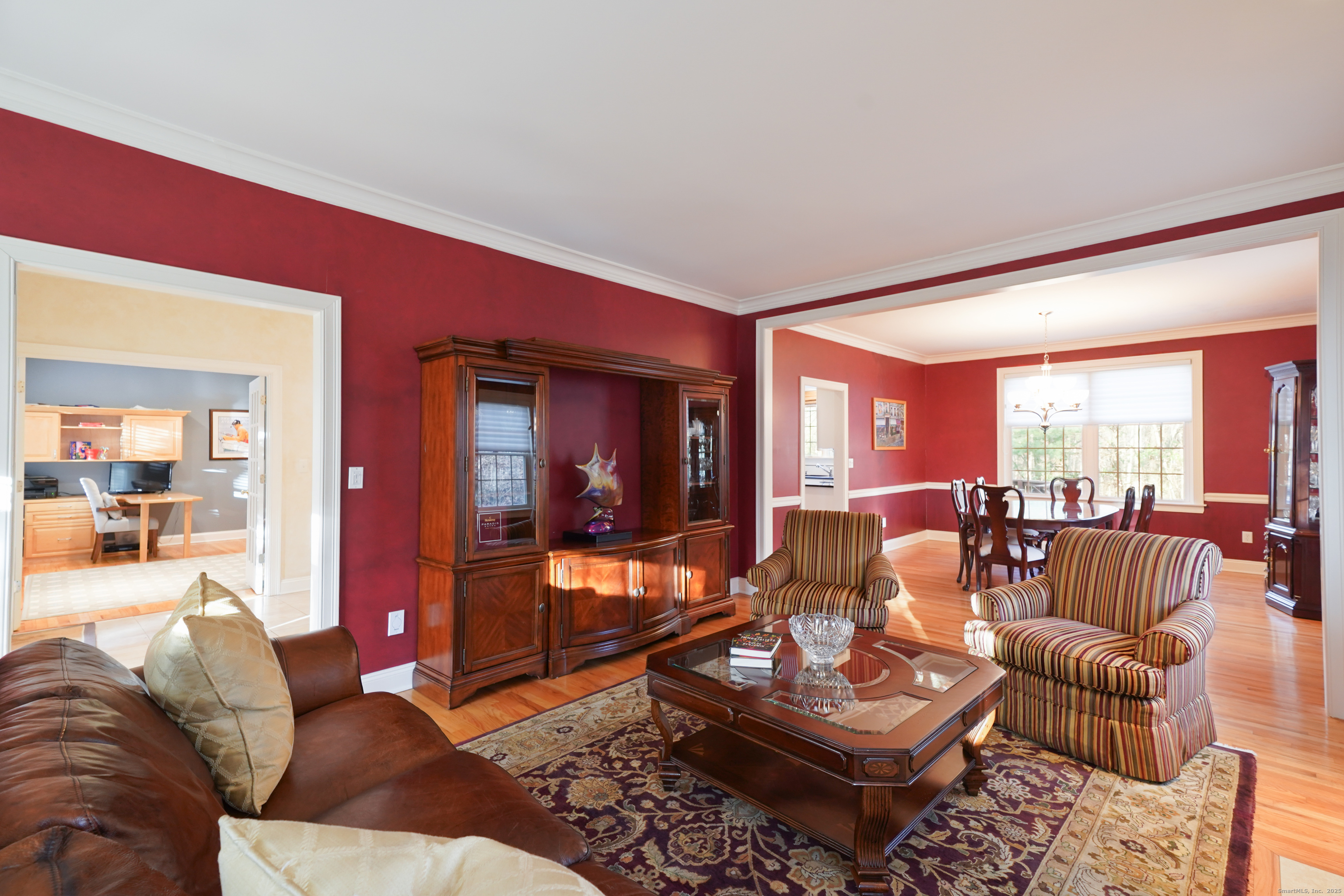 77 Fox Glen Drive