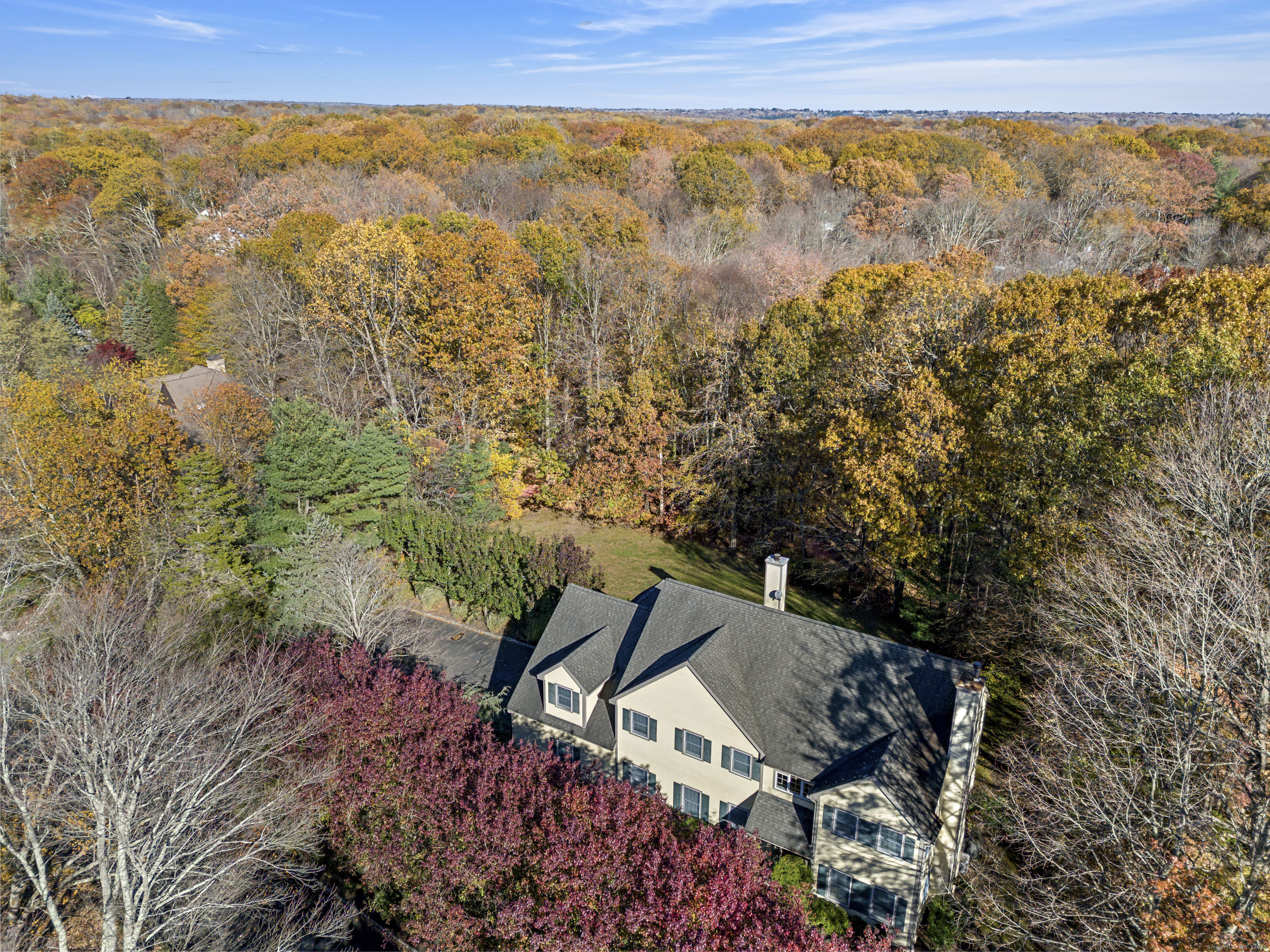 77 Fox Glen Drive