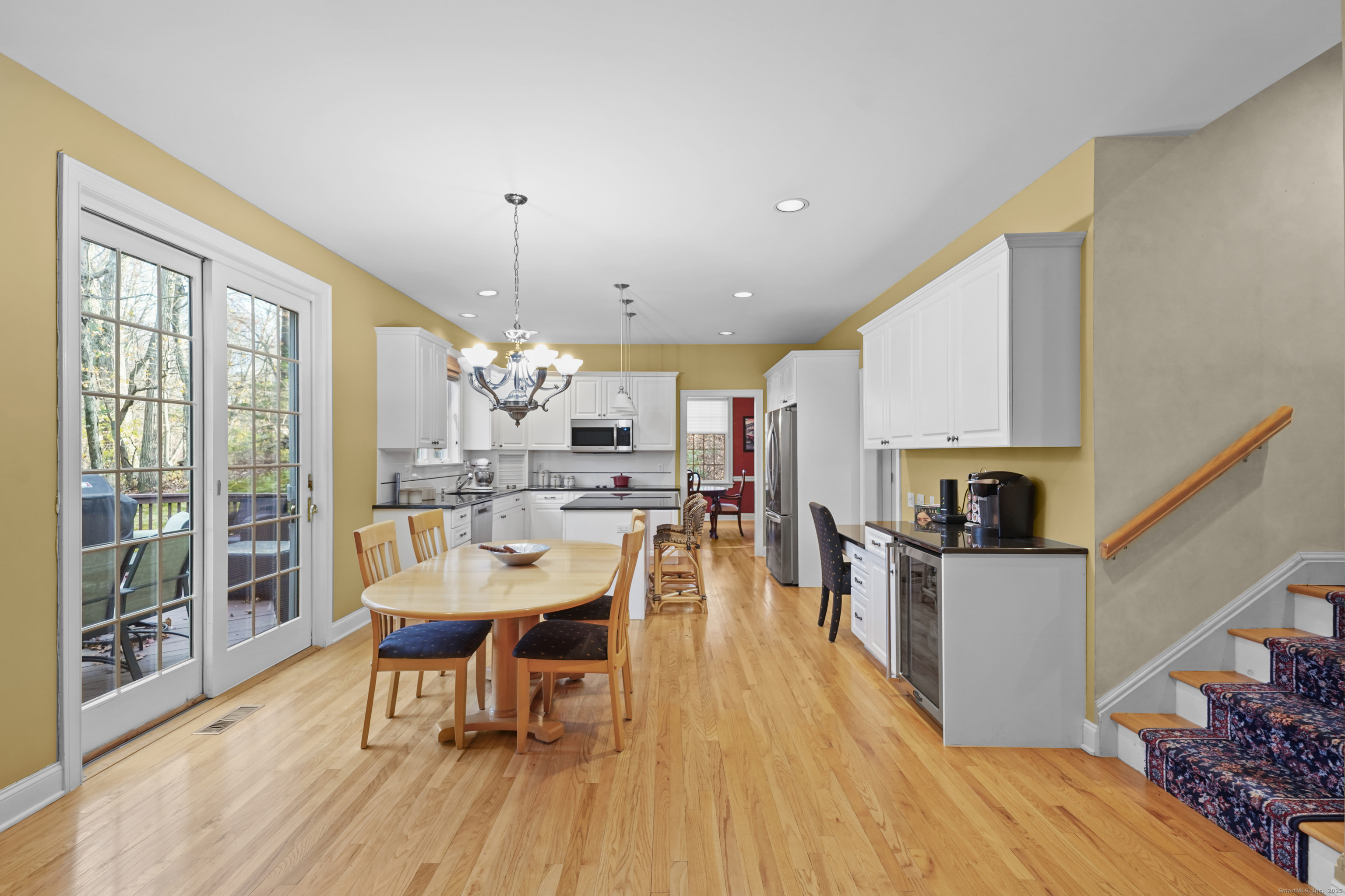 77 Fox Glen Drive
