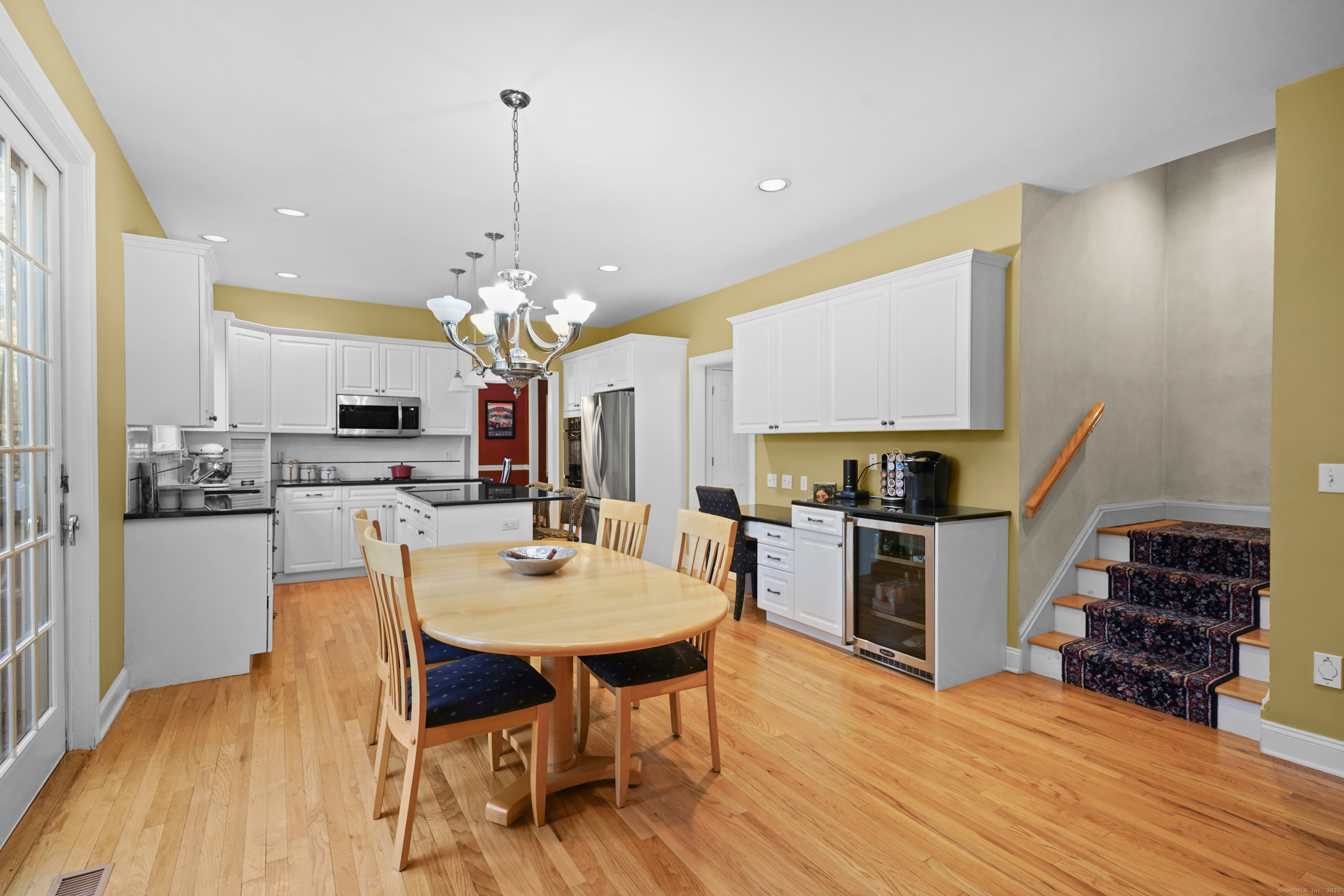 77 Fox Glen Drive