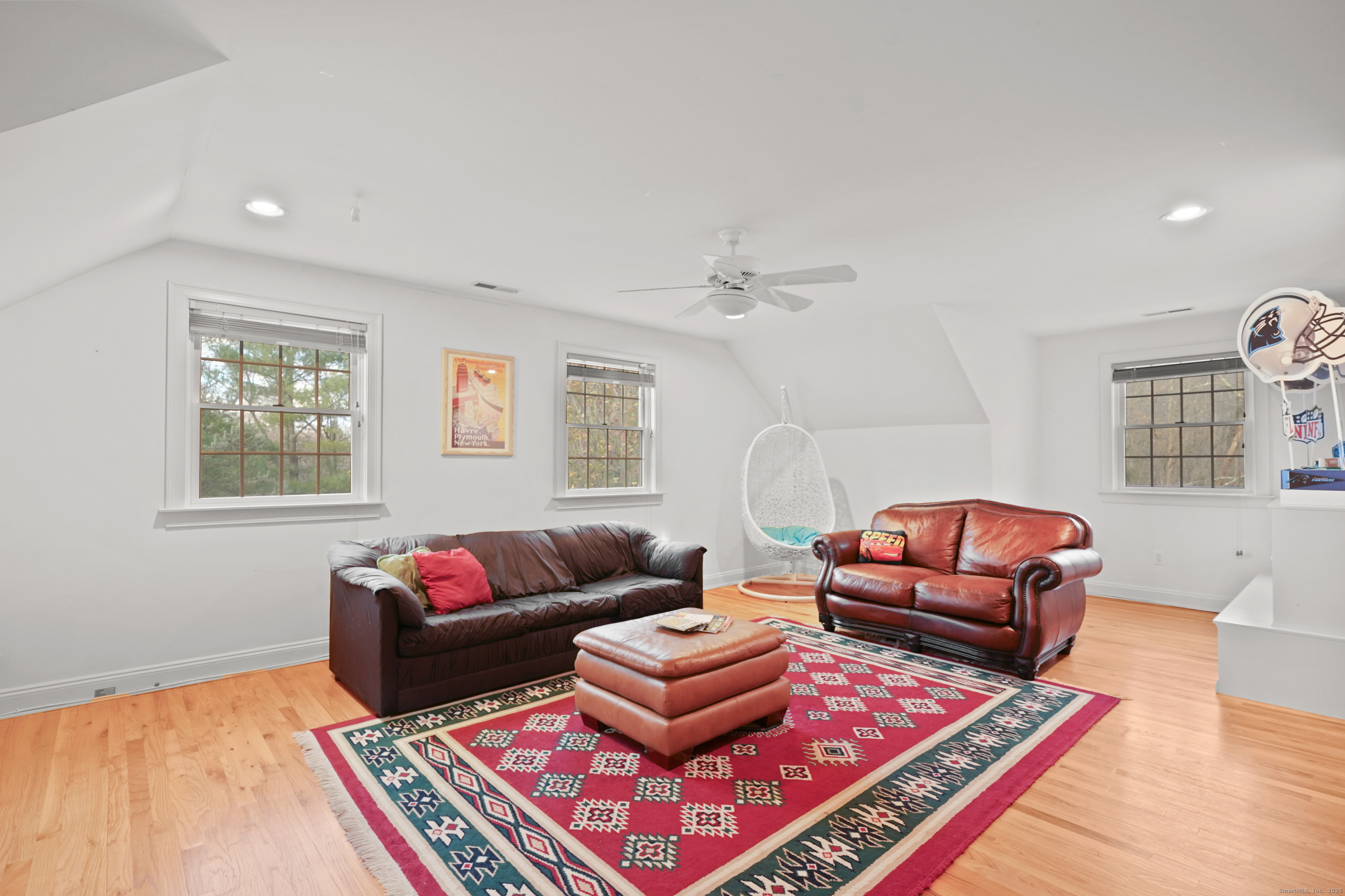 77 Fox Glen Drive