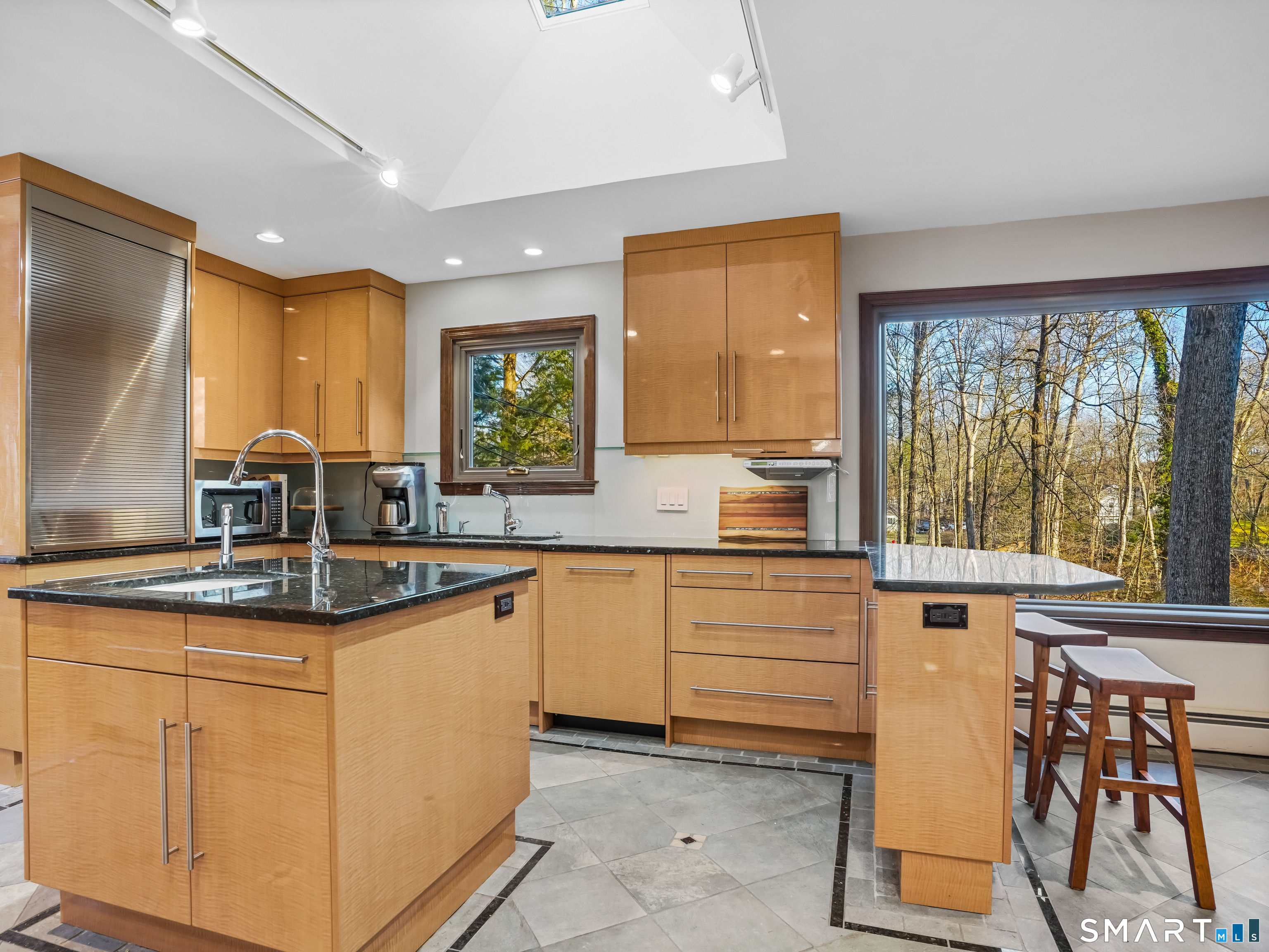 208 Cascade Road