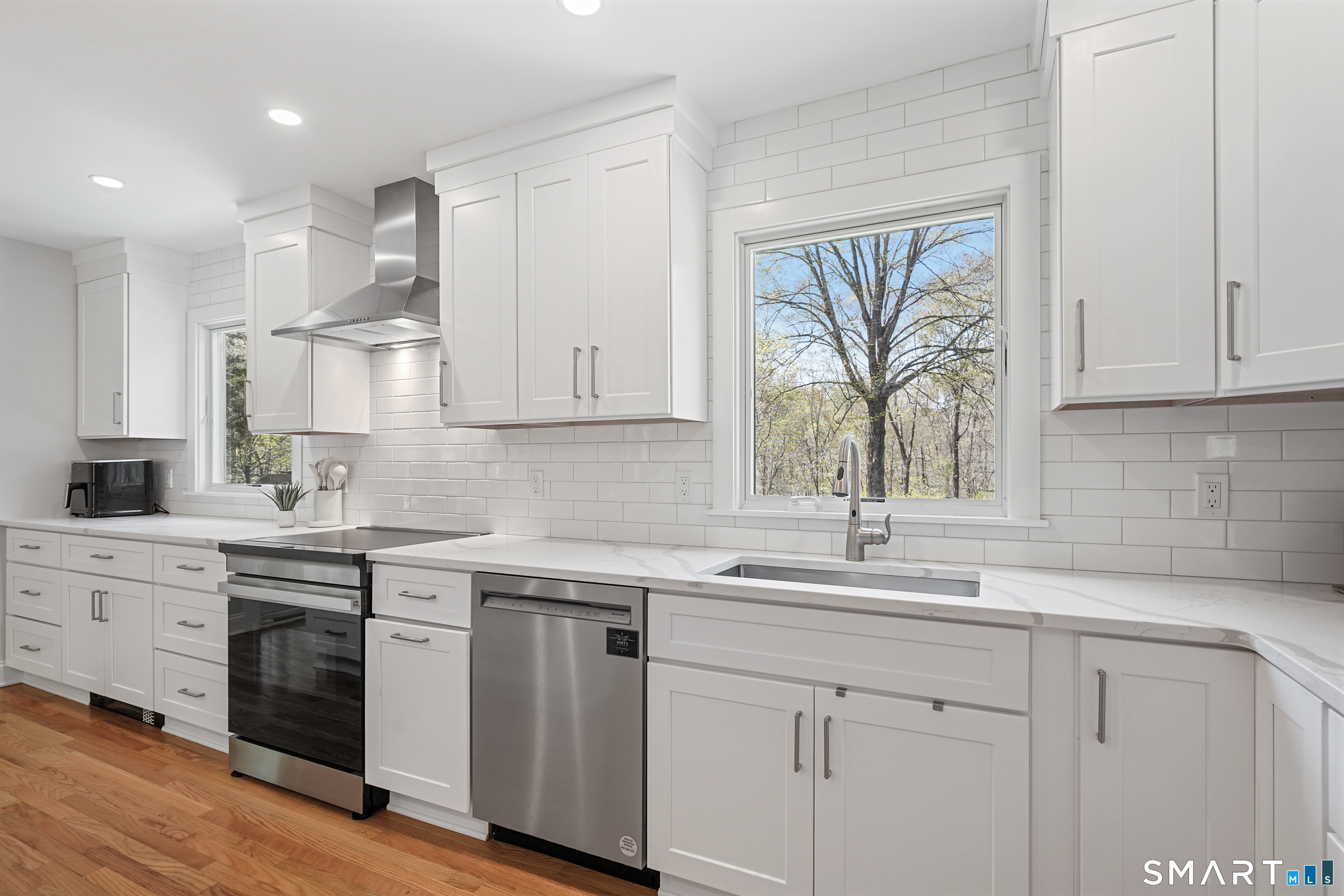 2525 Long Ridge Road