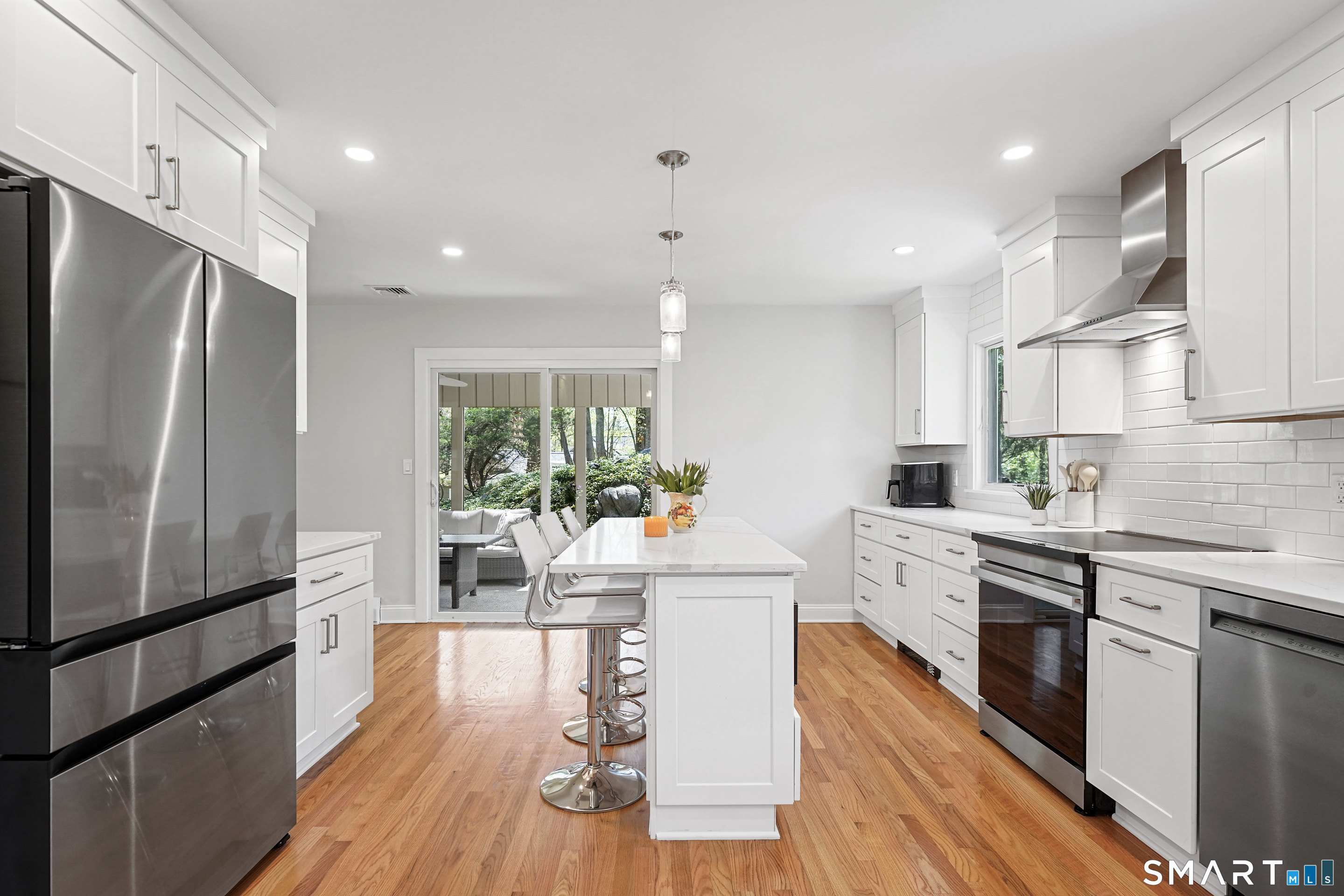 2525 Long Ridge Road