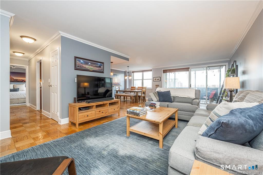 50 Glenbrook Road 6E