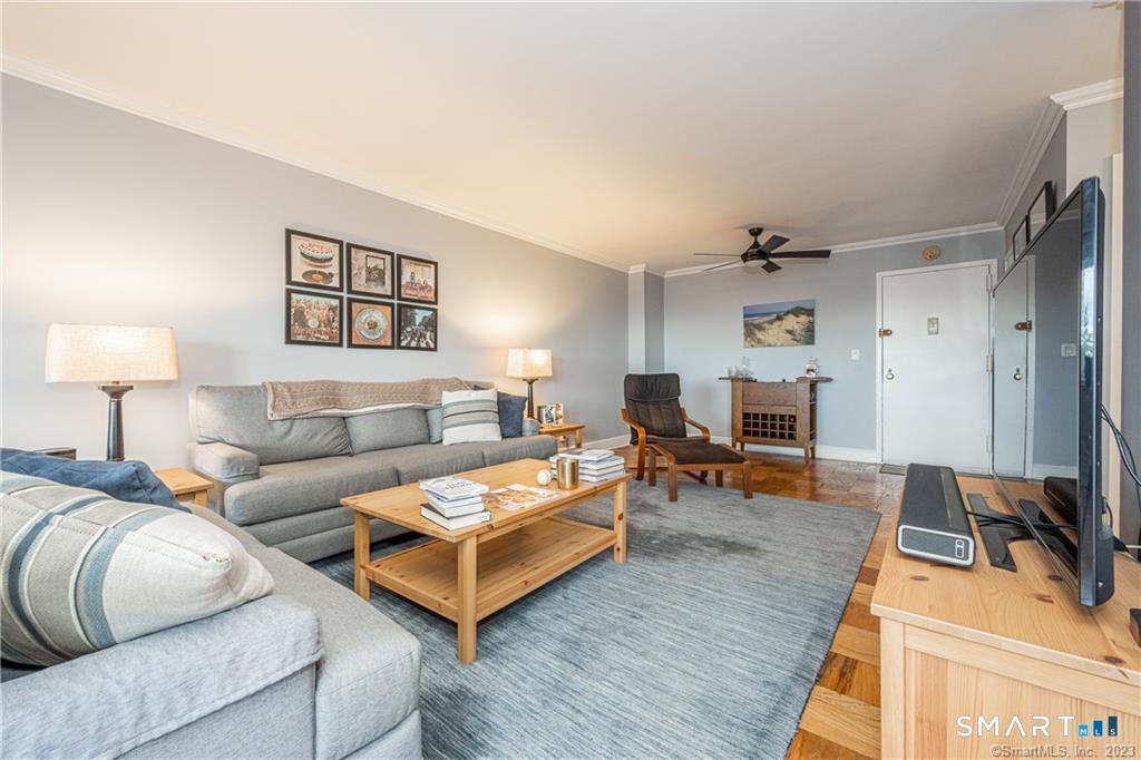 50 Glenbrook Road 6E