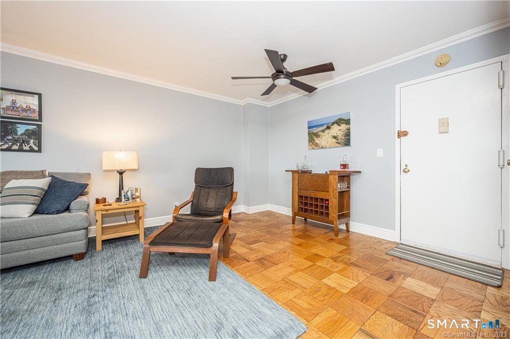 50 Glenbrook Road 6E