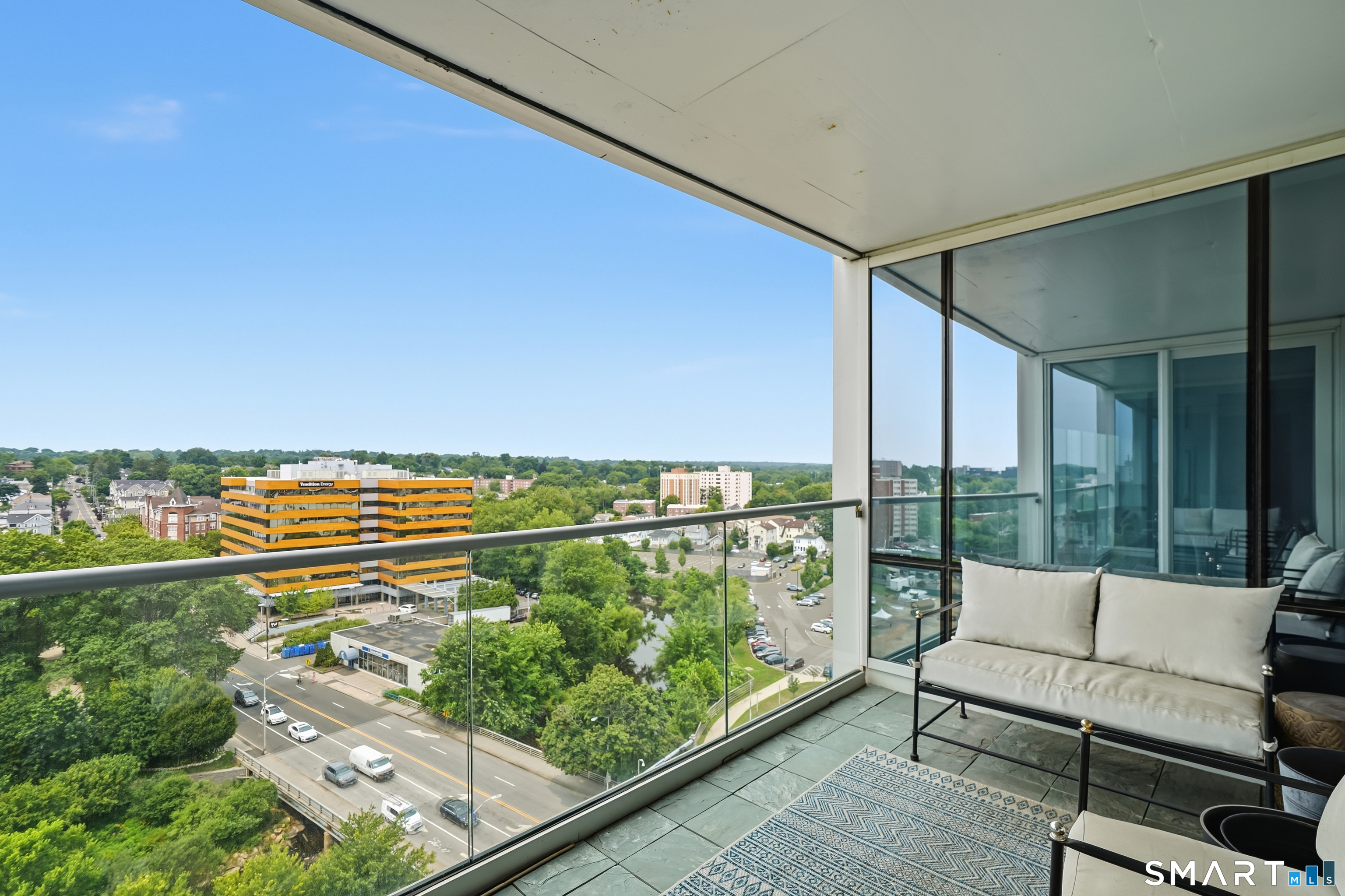 1 Broad Street Unit: 10B