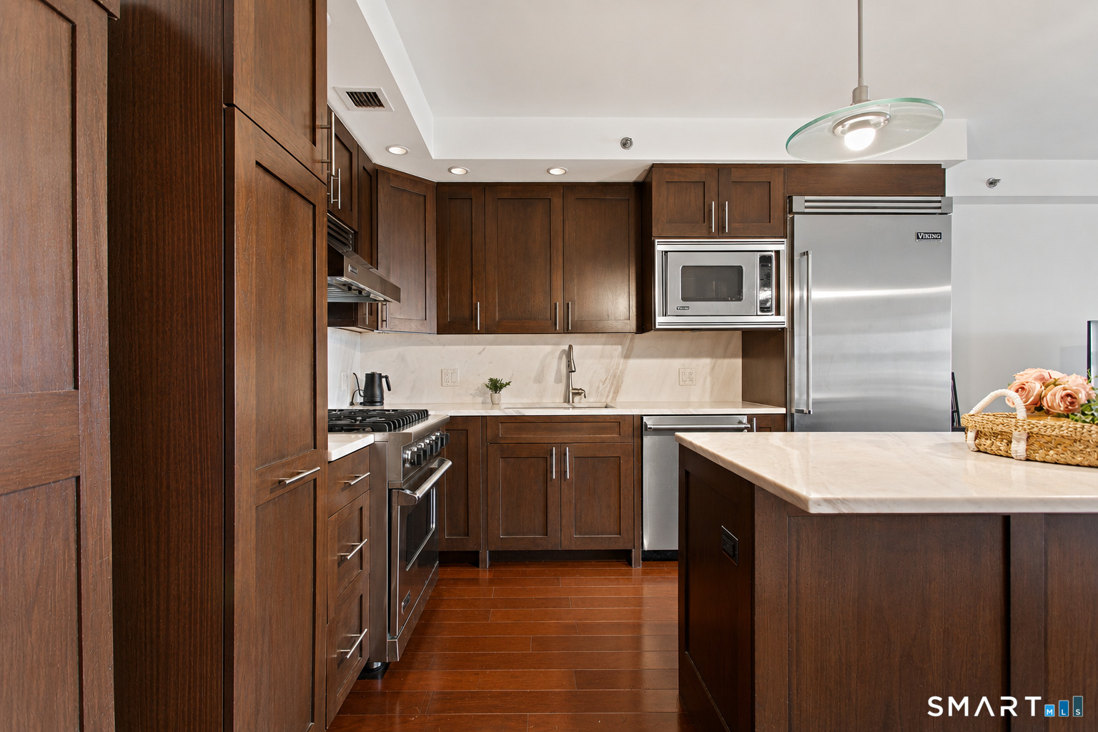 1 Broad Street Unit: 10B