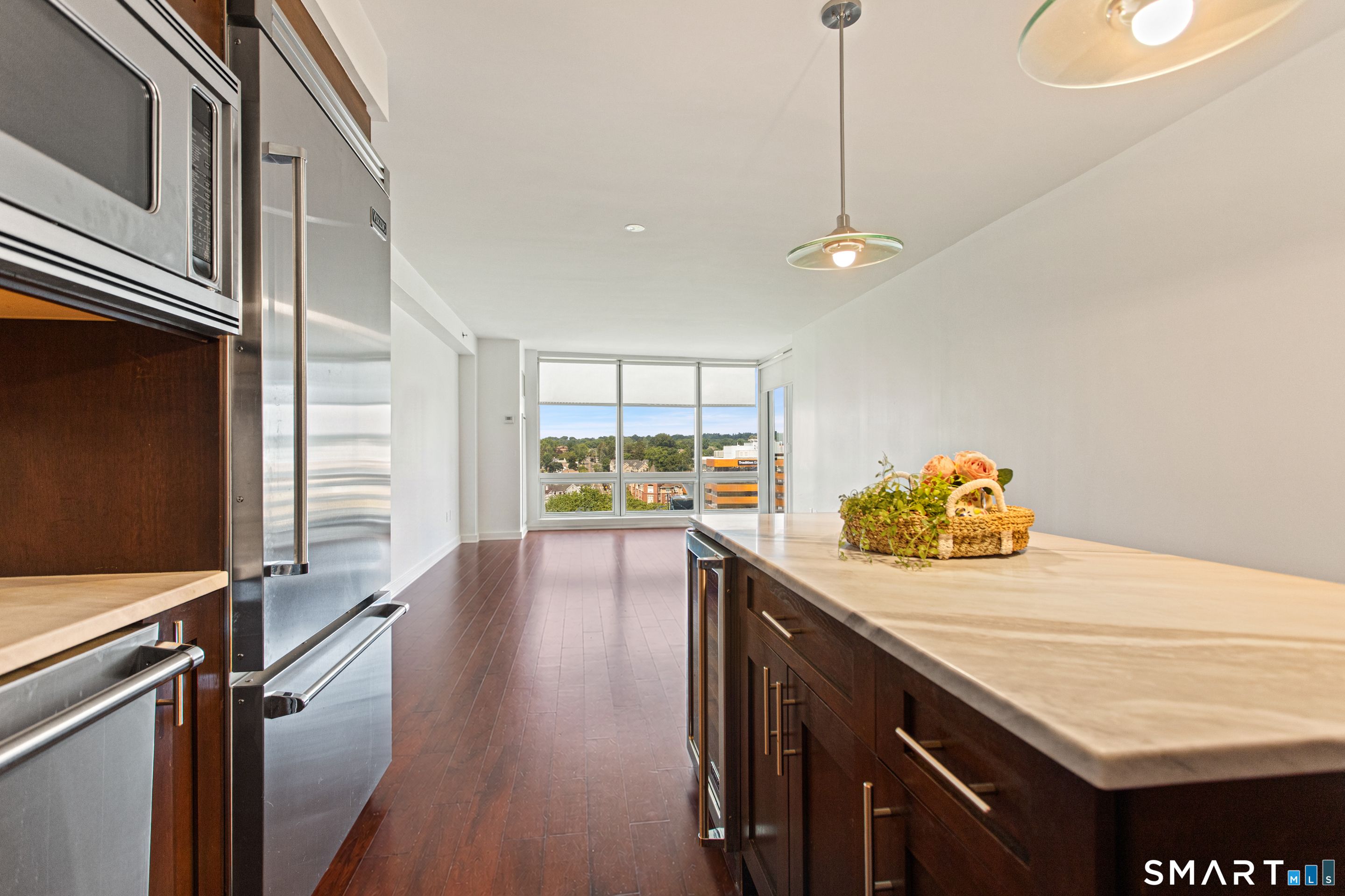 1 Broad Street Unit: 10B