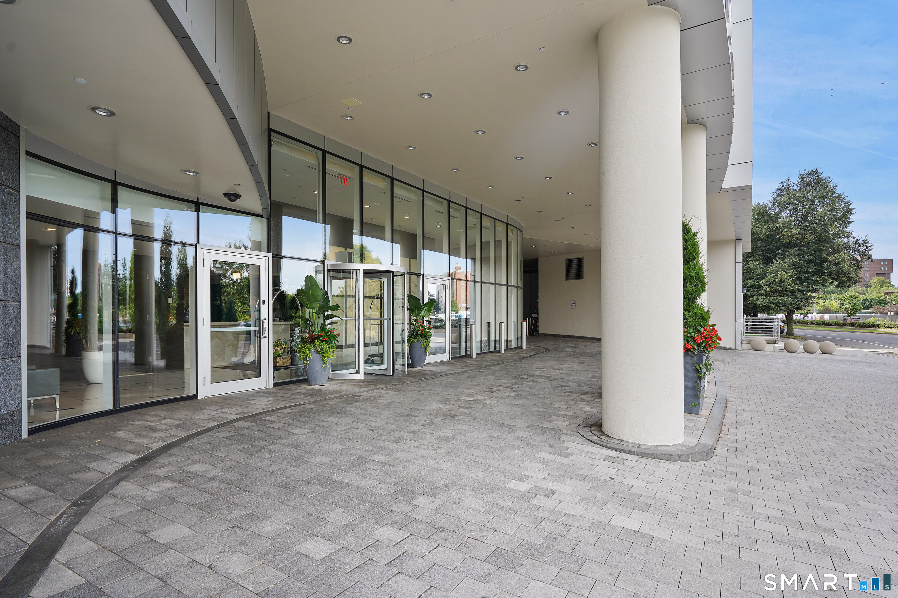 1 Broad Street Unit: 10B