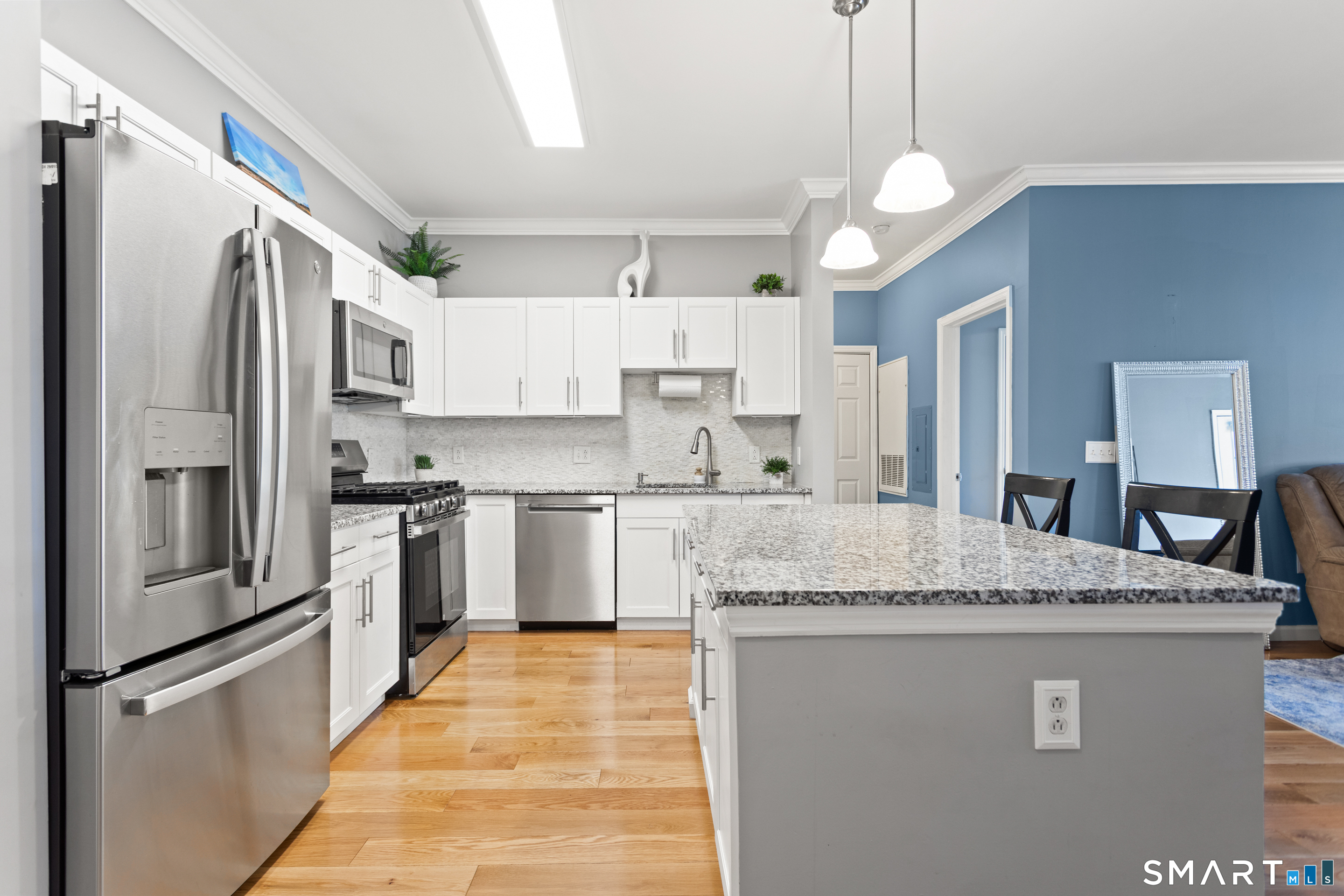 35 W Broad Street Unit: 305