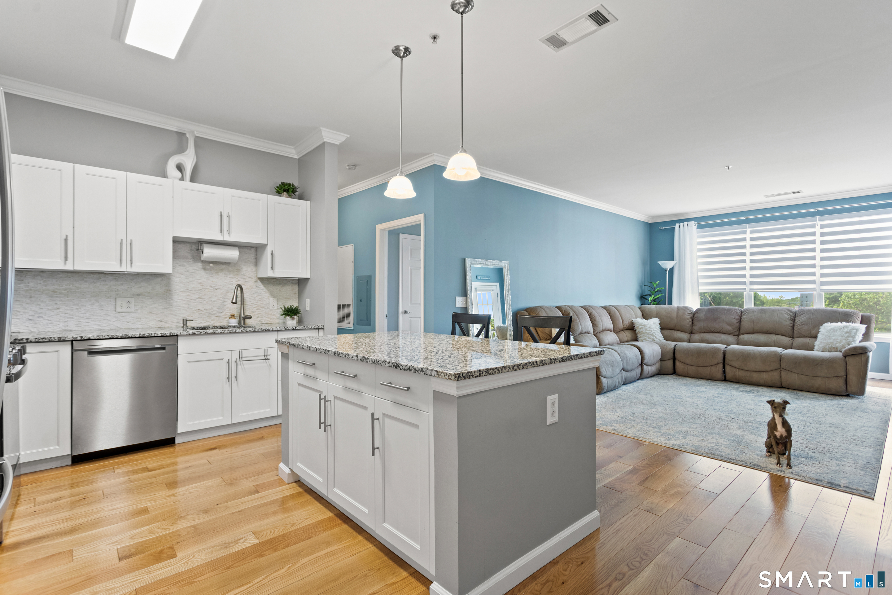 35 W Broad Street Unit: 305