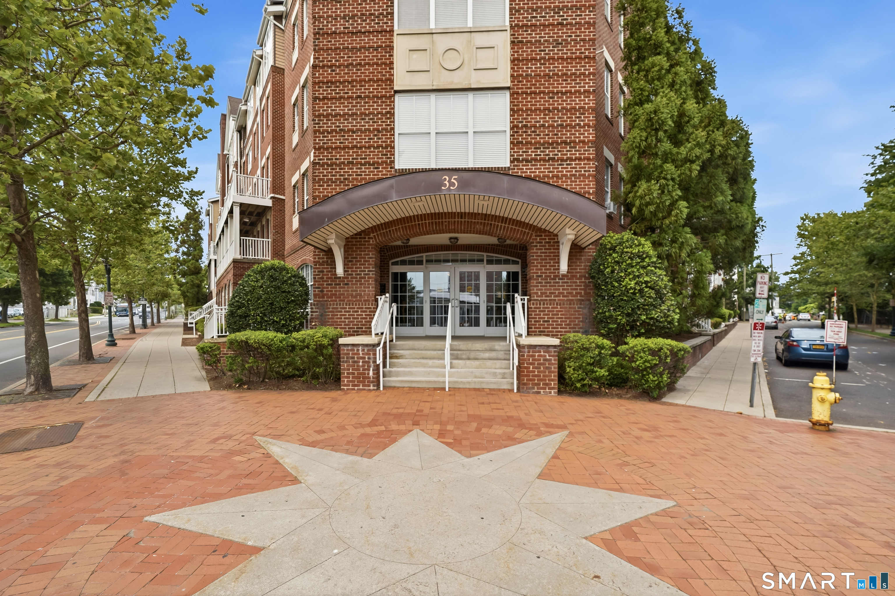 35 W Broad Street Unit: 305