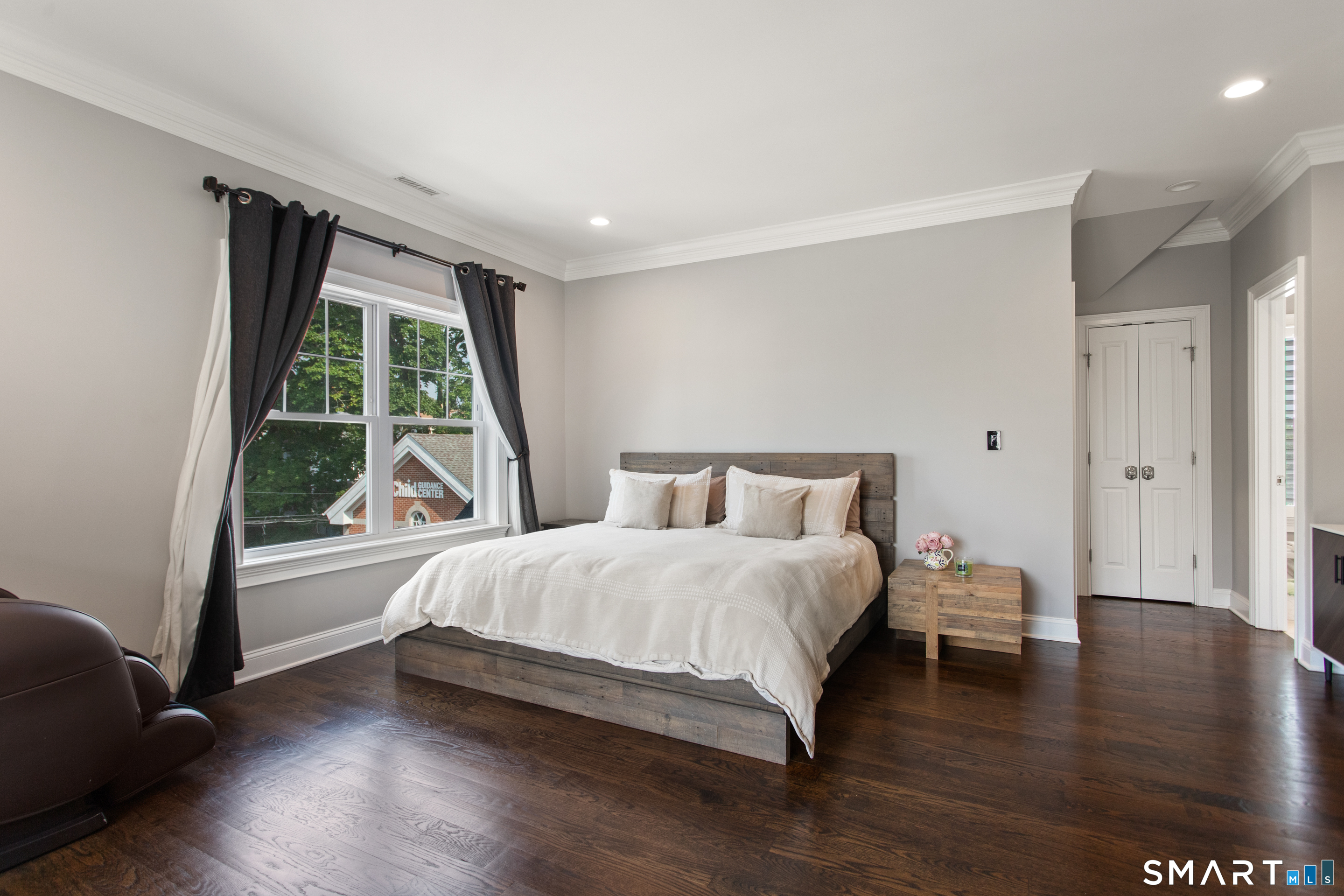 91 W Broad Street Unit: APT 13