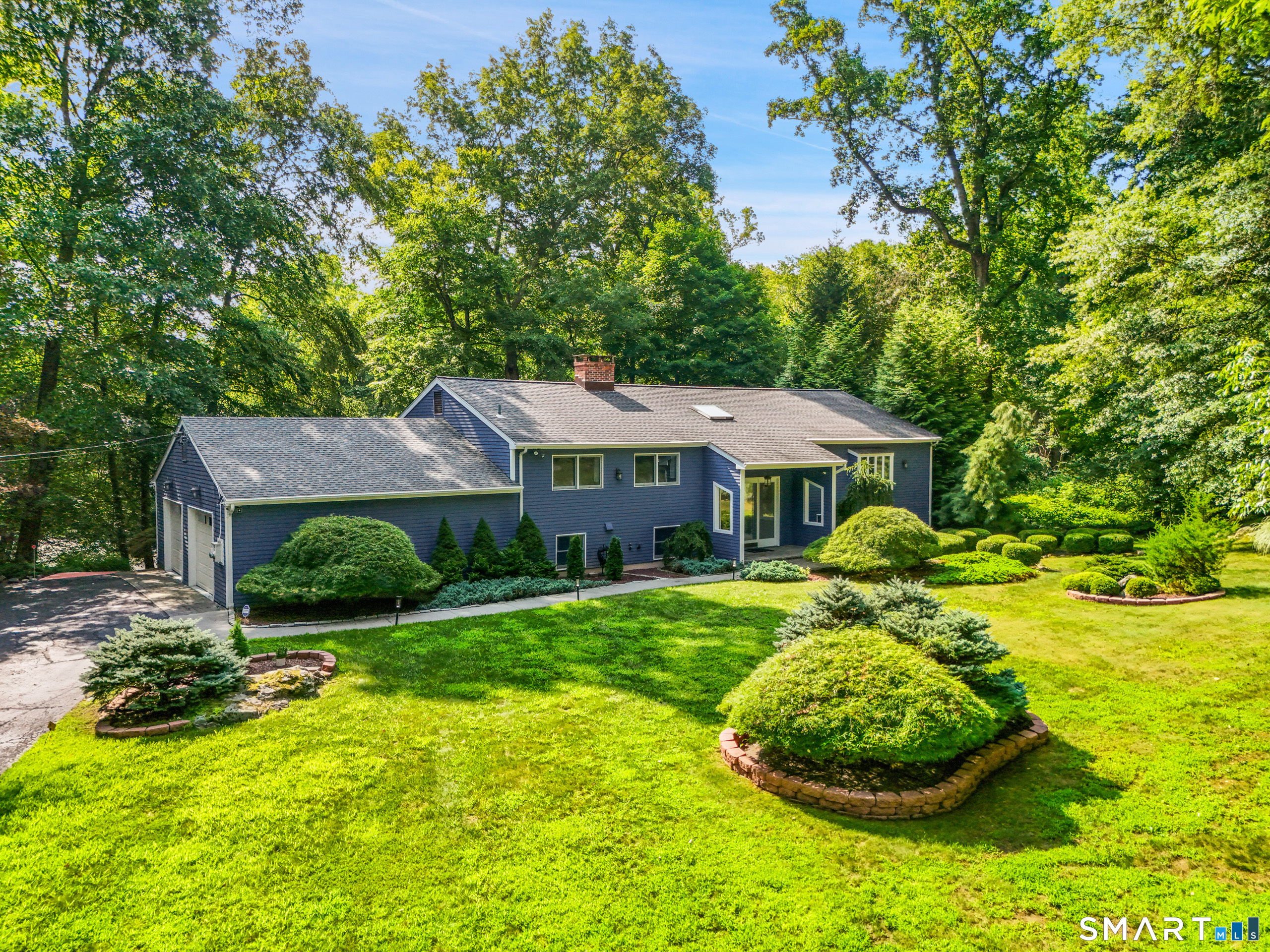 1171 Riverbank Road
