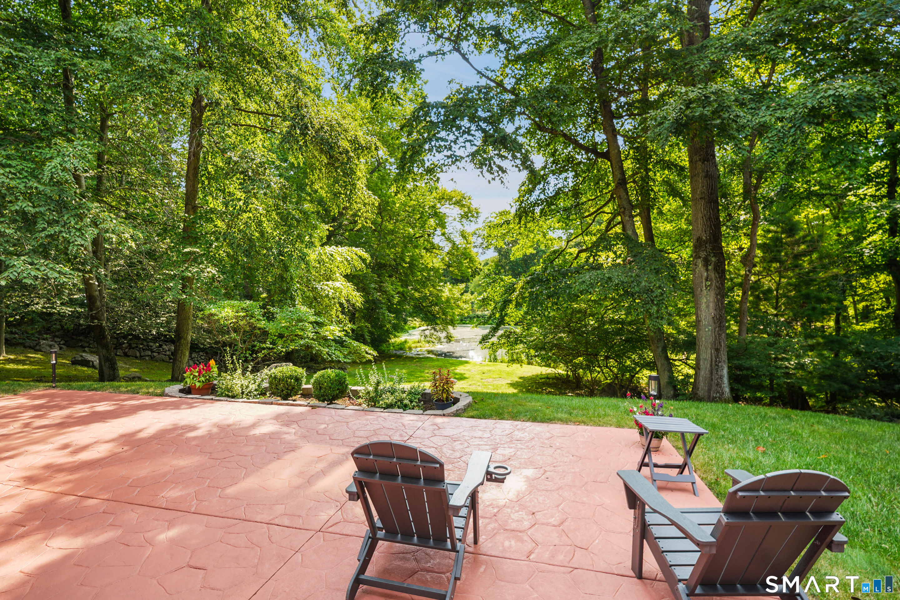 1171 Riverbank Road
