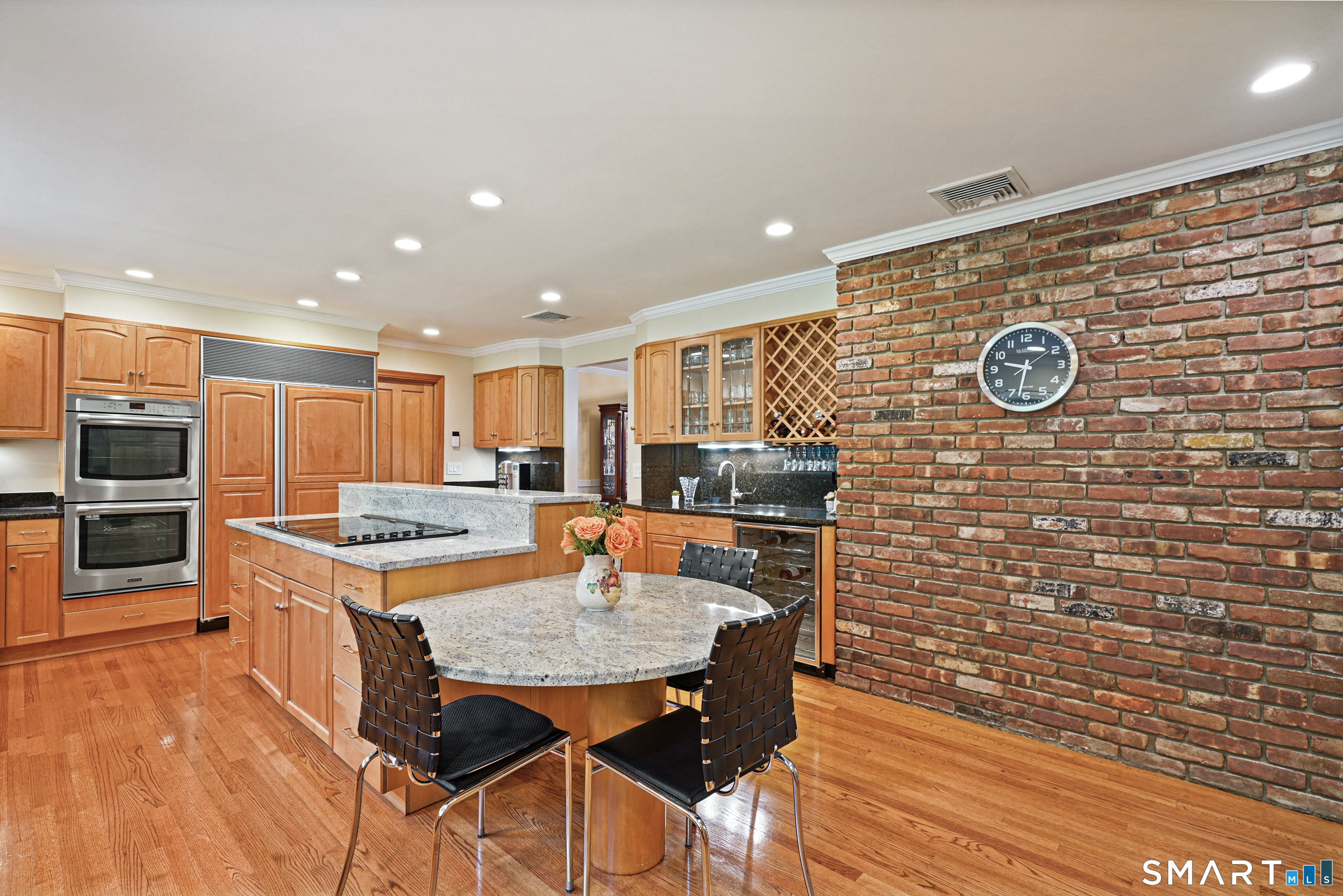 1171 Riverbank Road