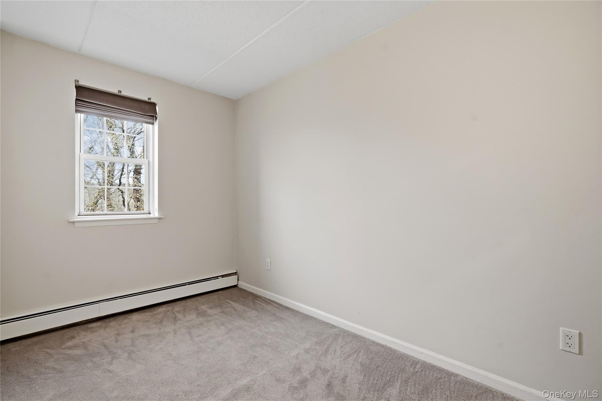 2 Consulate Drive Unit: 3B