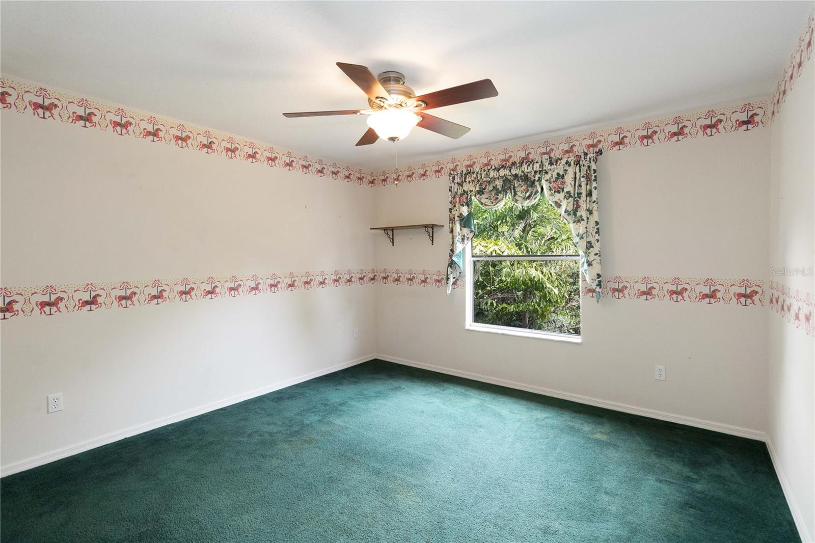 804 FORESTWOOD DR