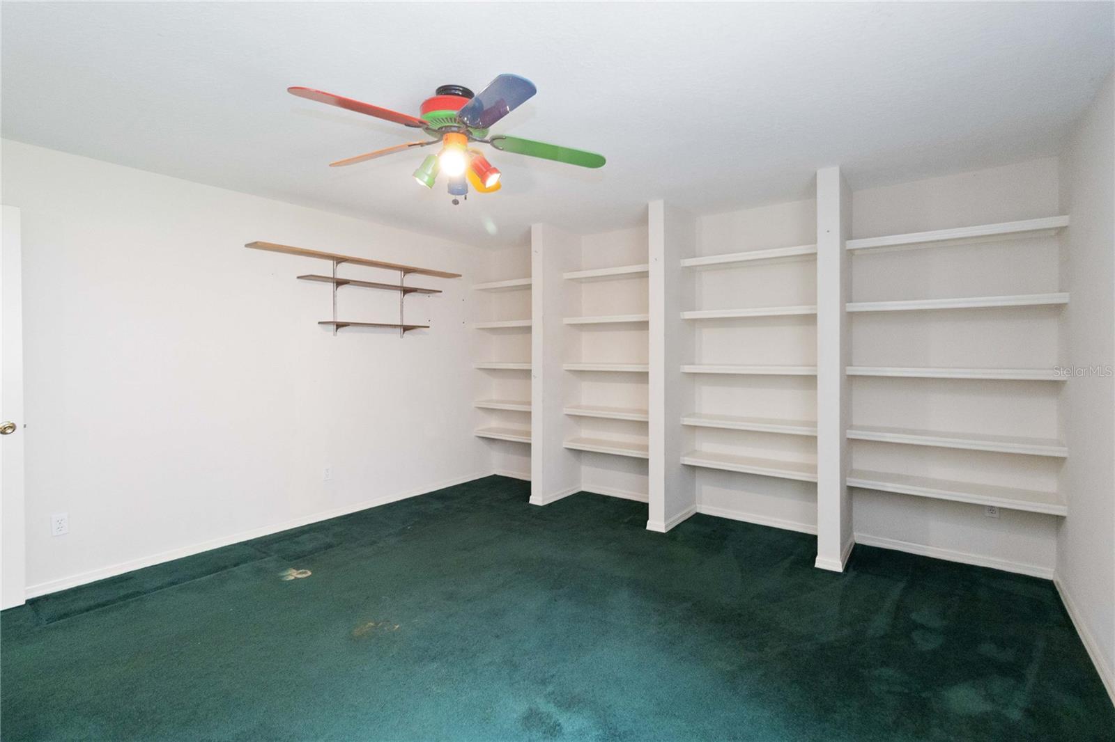 804 FORESTWOOD DR