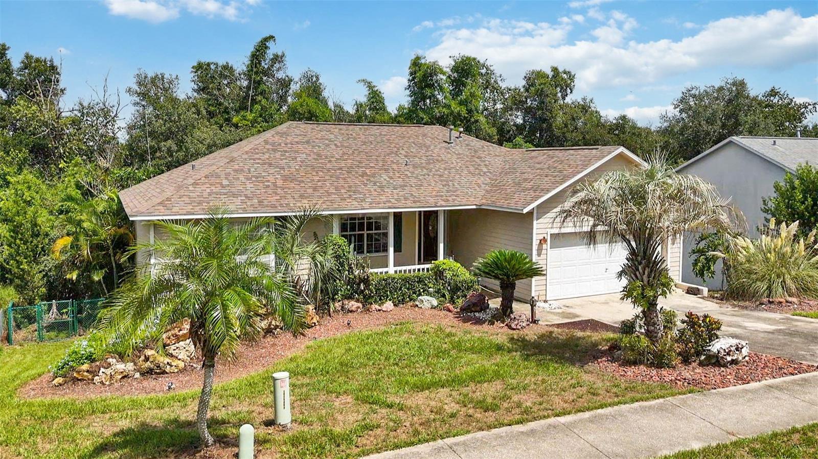 804 FORESTWOOD DR