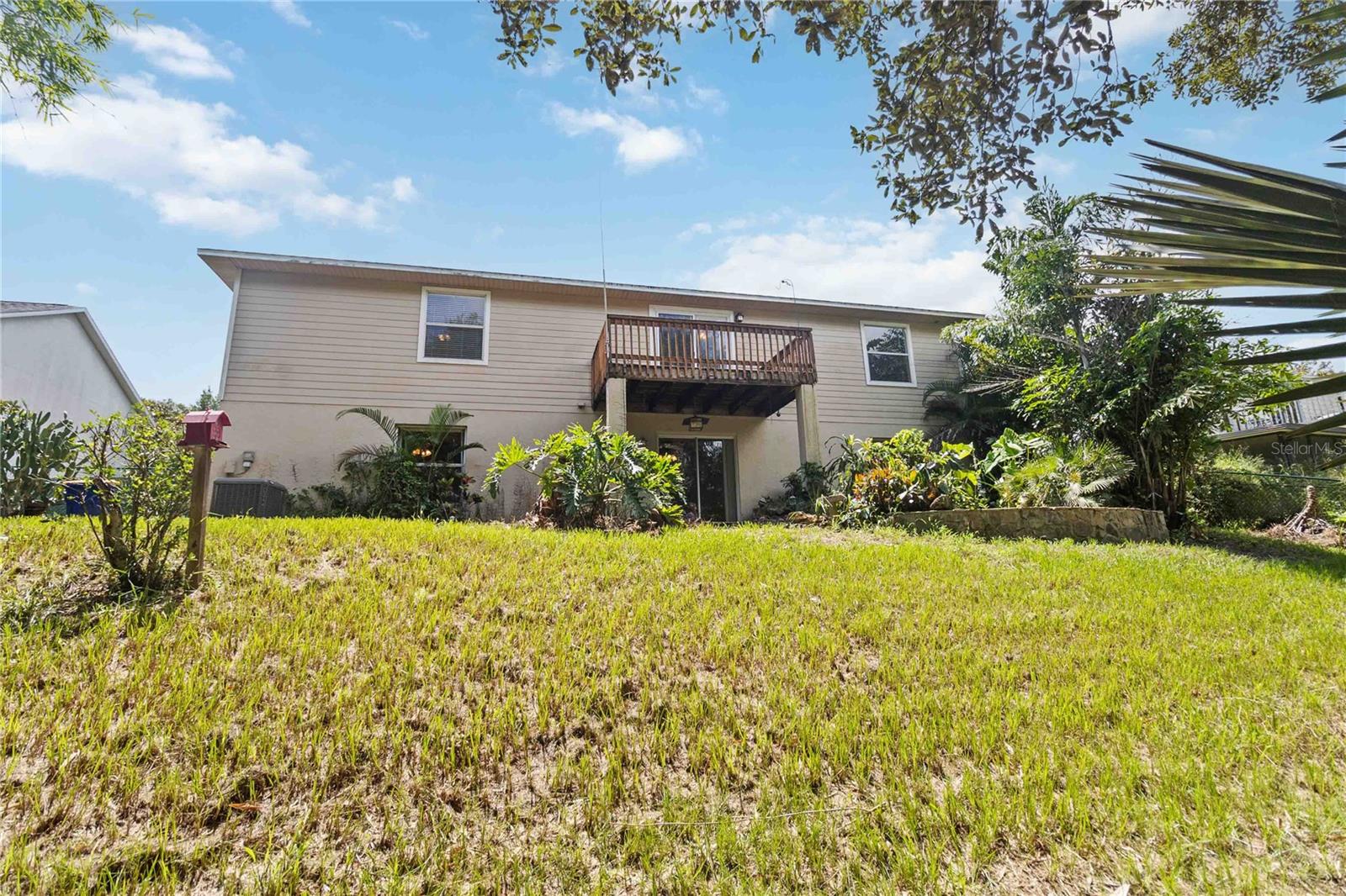 804 FORESTWOOD DR