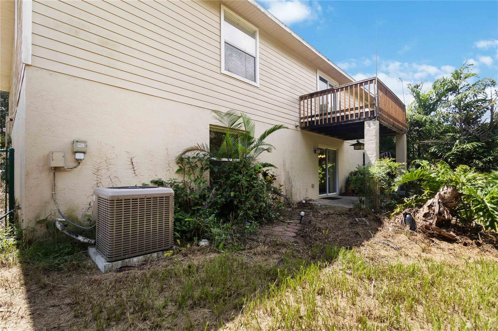 804 FORESTWOOD DR