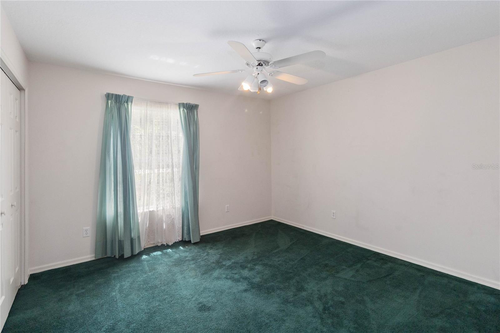 804 FORESTWOOD DR